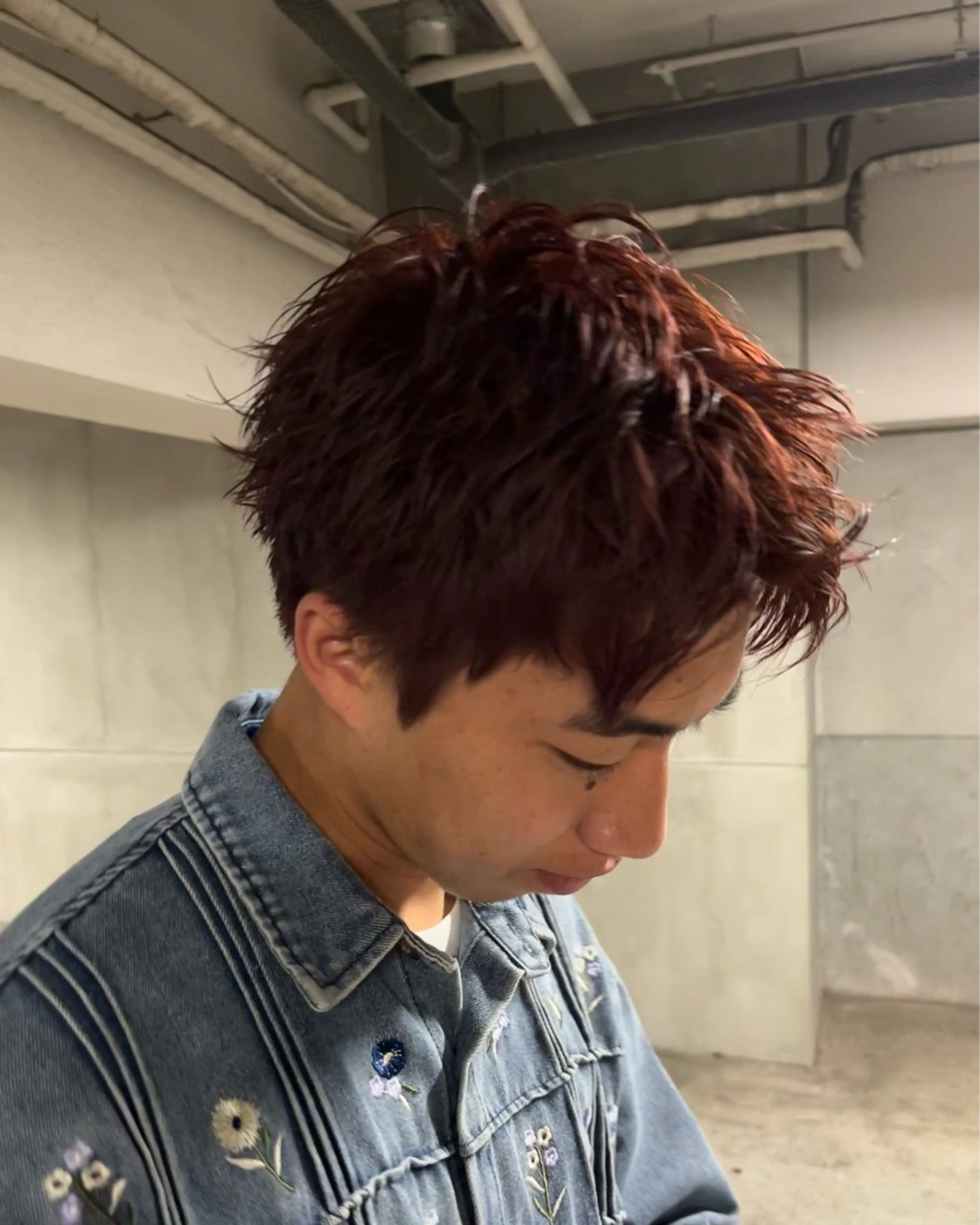 カラー メンズ riko／ SYS by fitのヘアスタイル