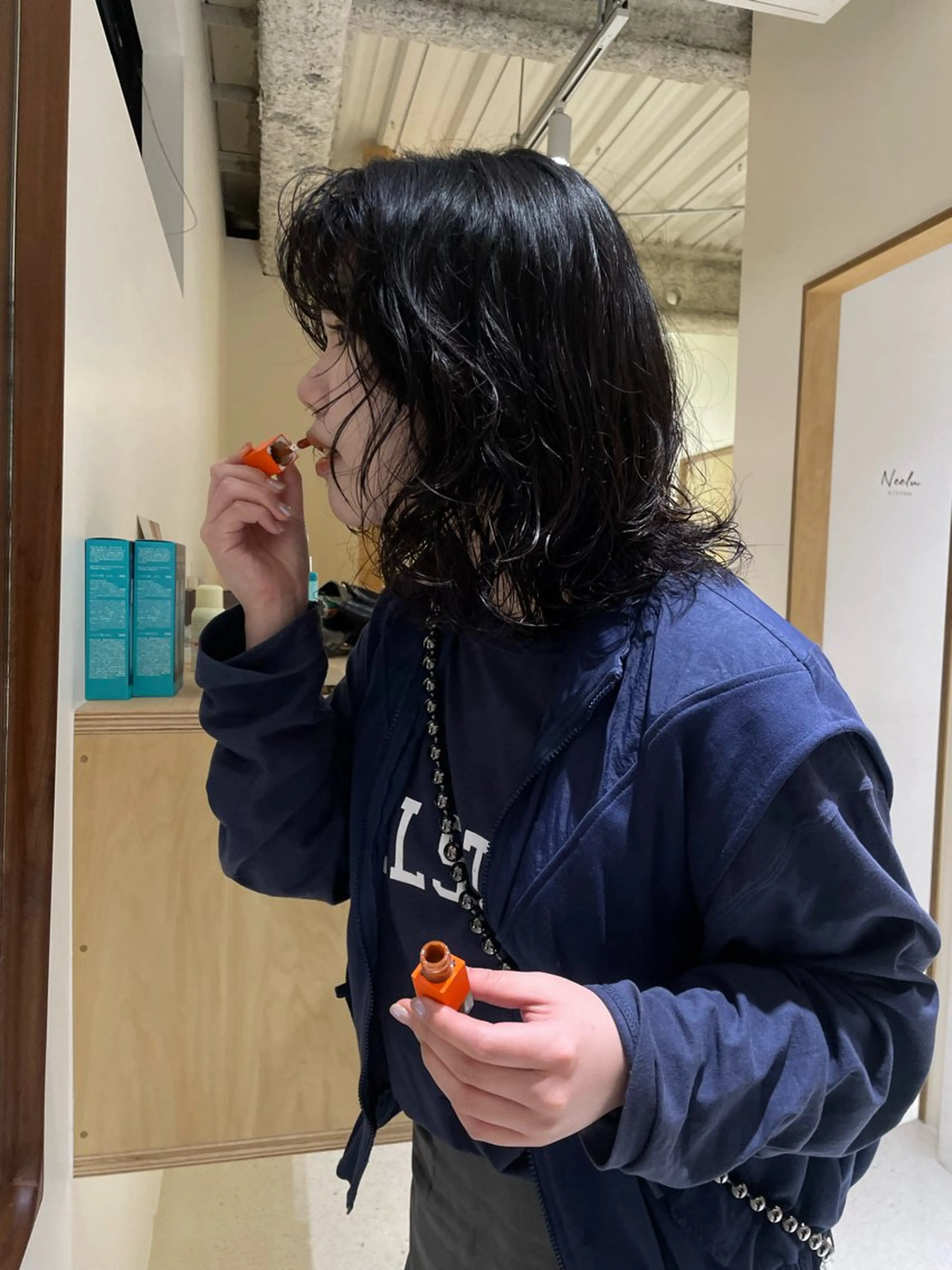 ミディアム DEEokazaki hina.Oのヘアスタイル