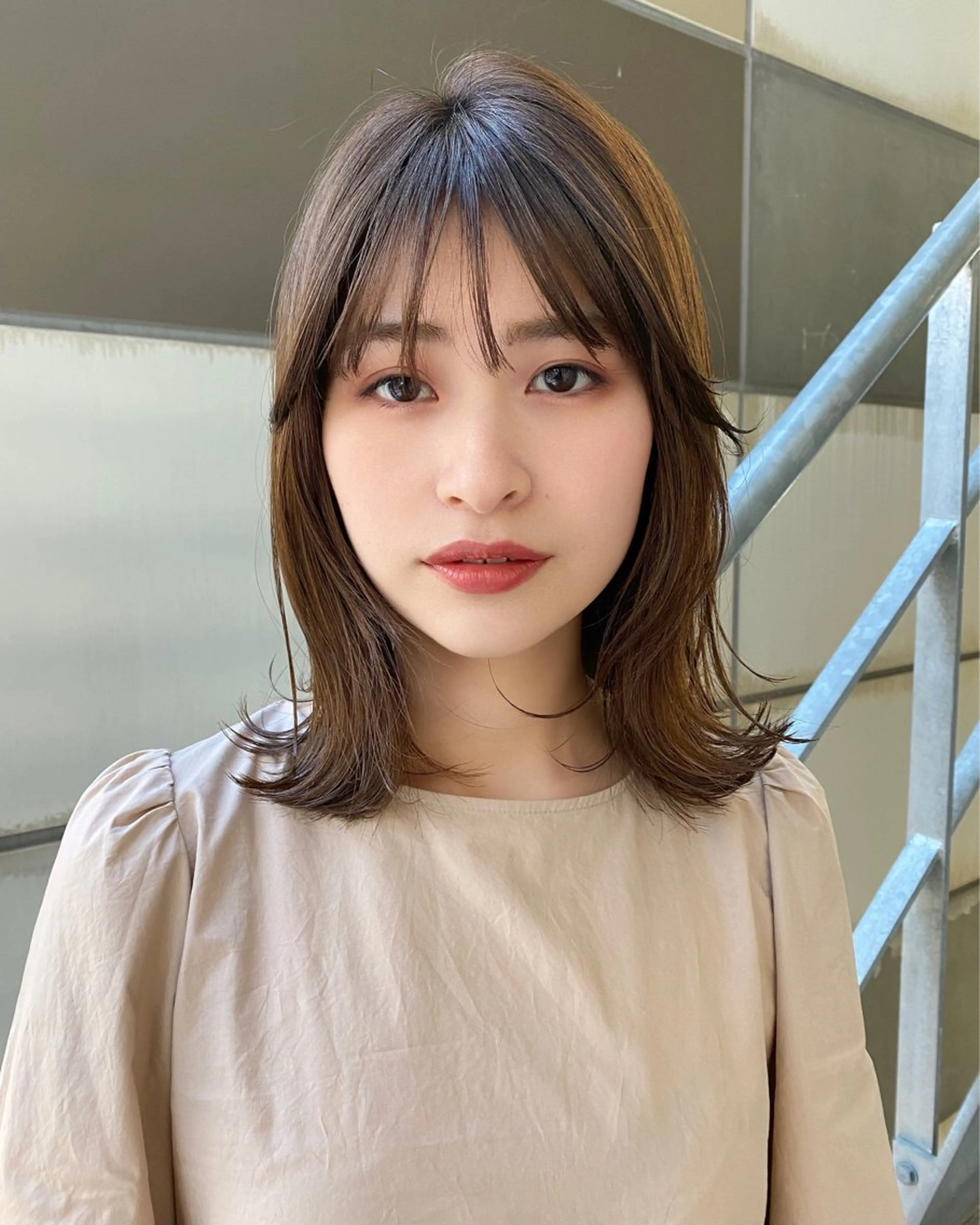 ミディアム カラー ベージュカラー くびれヘア カット 艶カラー/似合わせ 💖Emmy💖のヘアスタイル