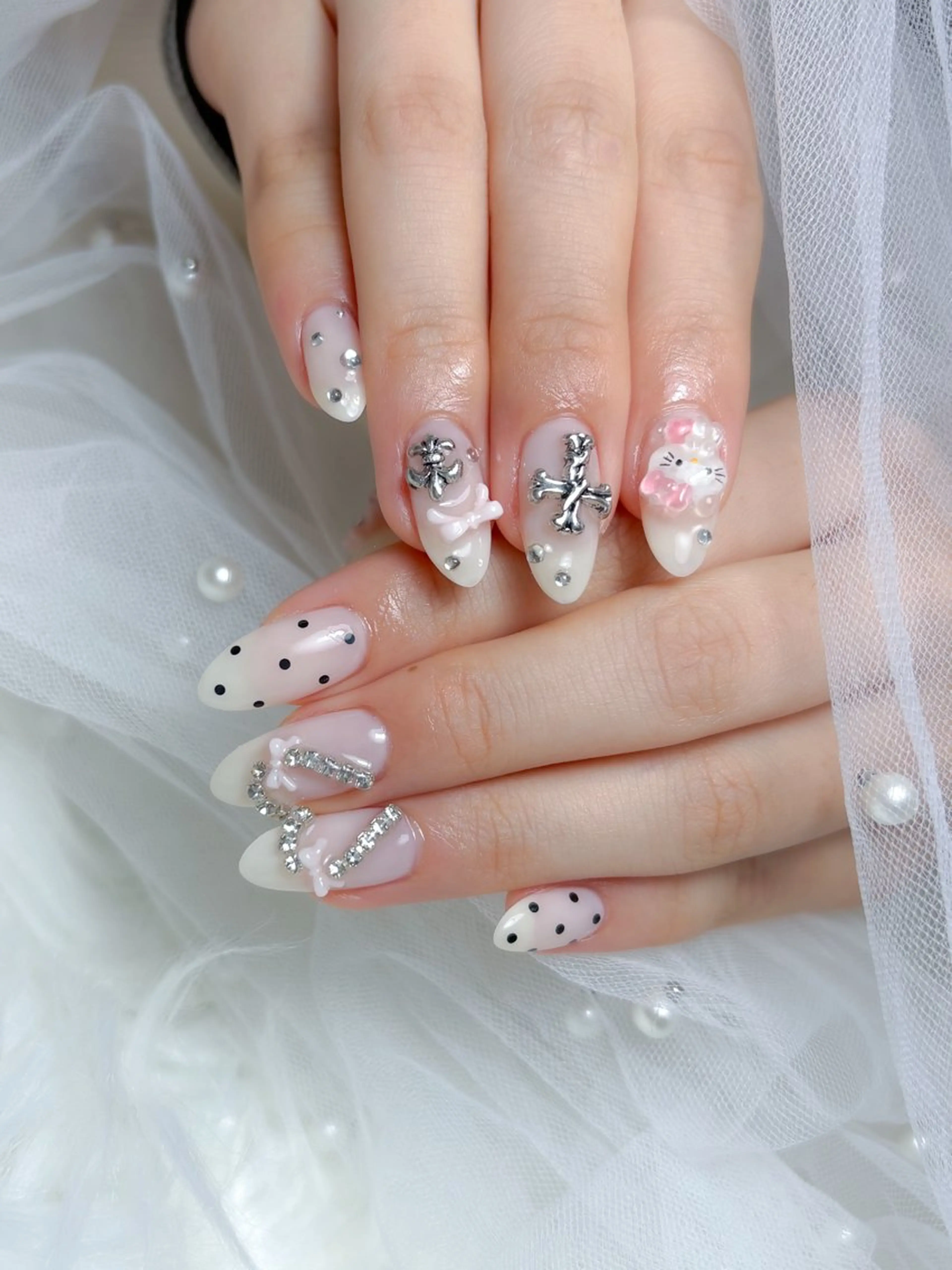 ネイル ハンドネイル 児玉 茉緒のネイルデザイン