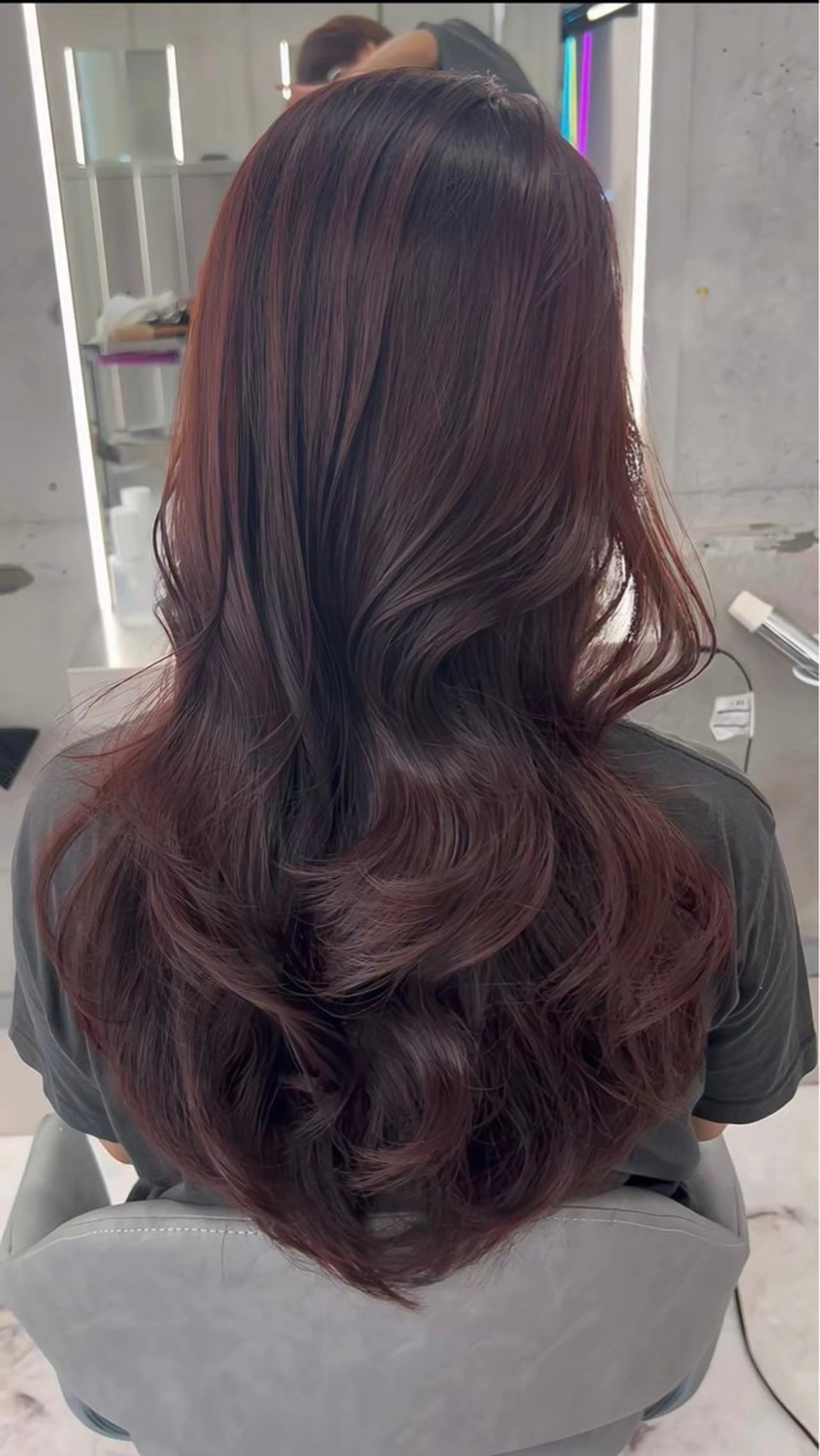 カラー yamamoto yutaroのヘアスタイル