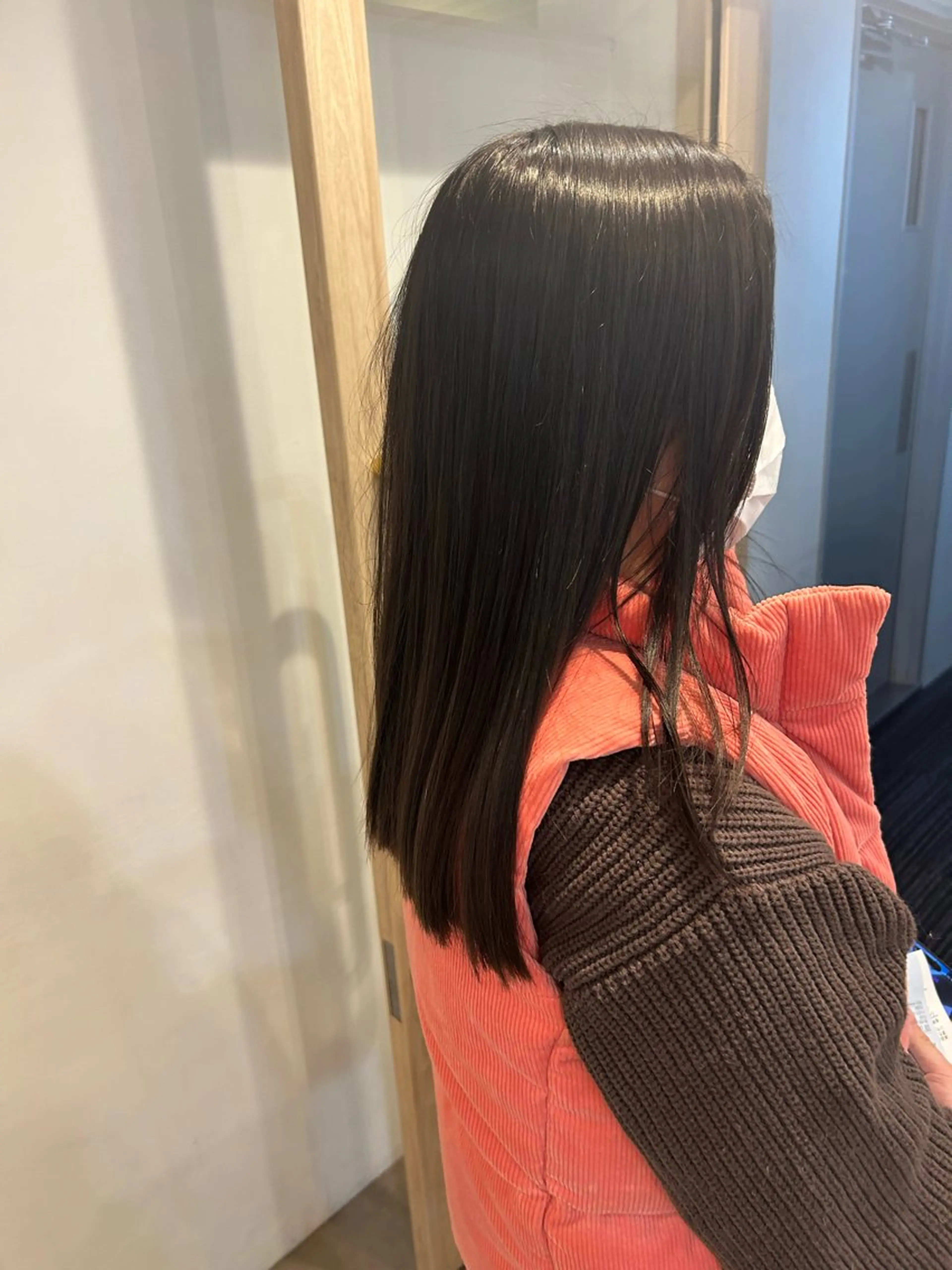 セミロング カット ヘアカラー トリートメント オリーブ/ ナカミネアキナのヘアスタイル