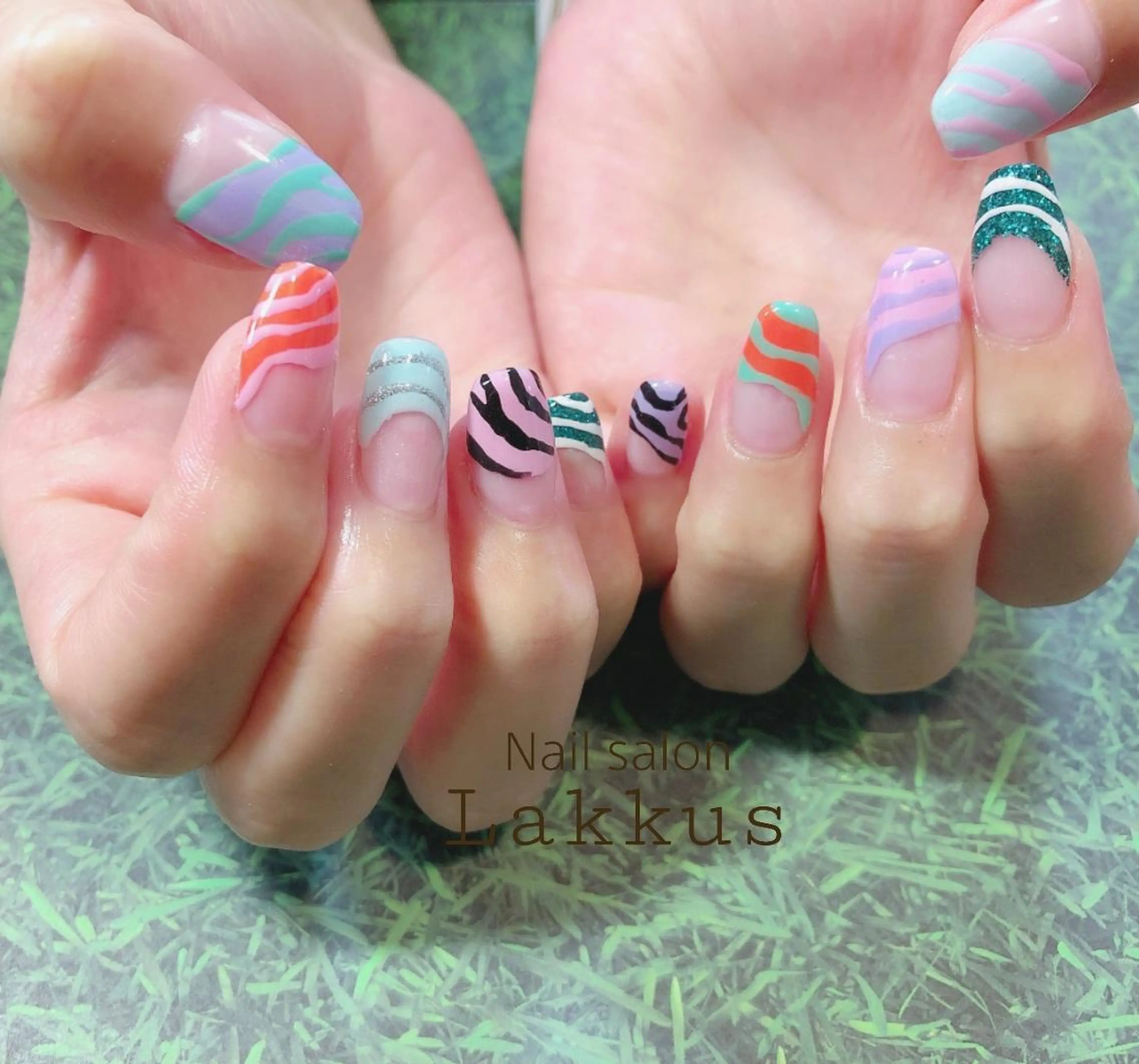 ネイル Lakkus T－Mのネイルデザイン