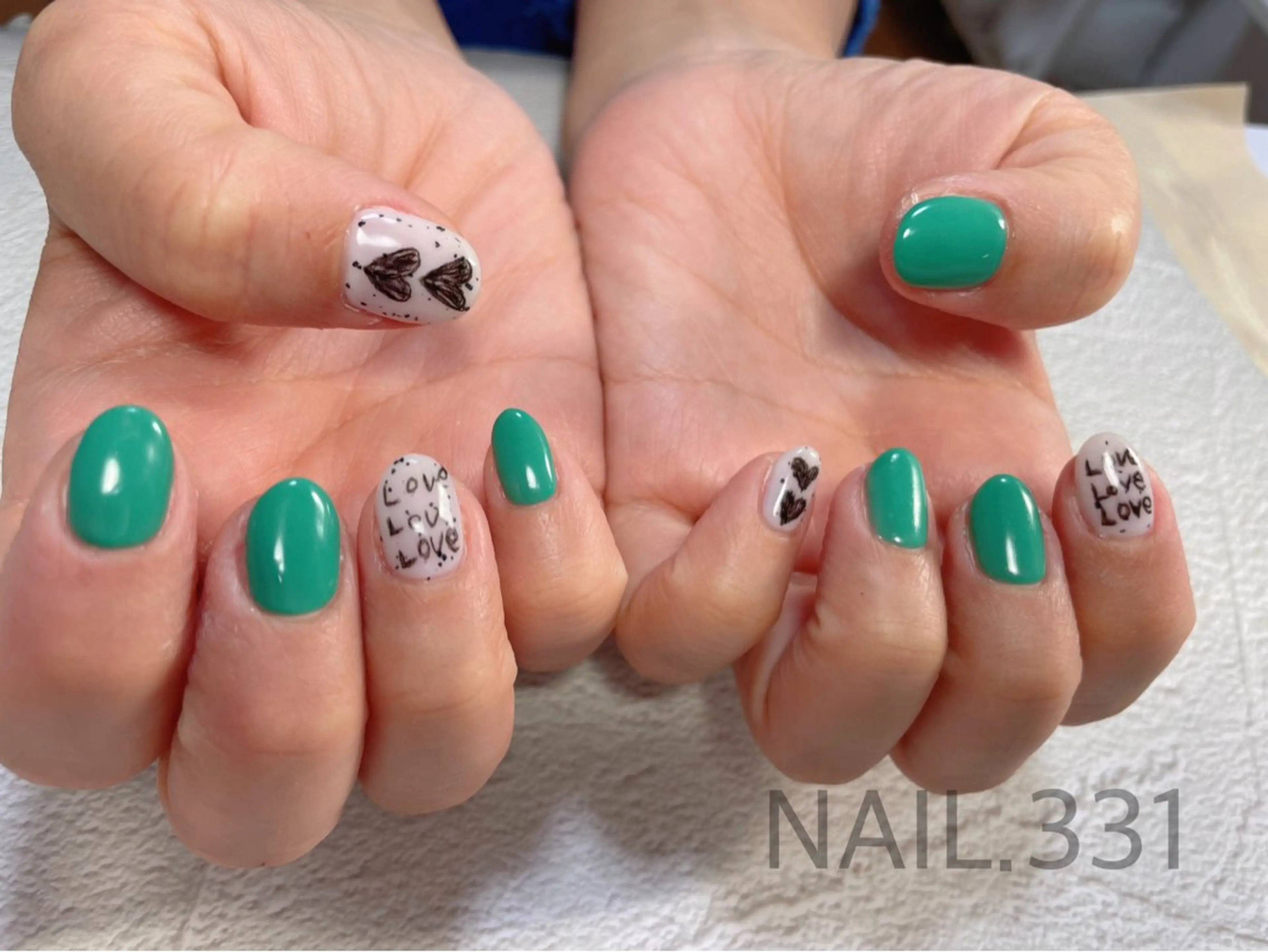 ネイル Nail 331のネイルデザイン