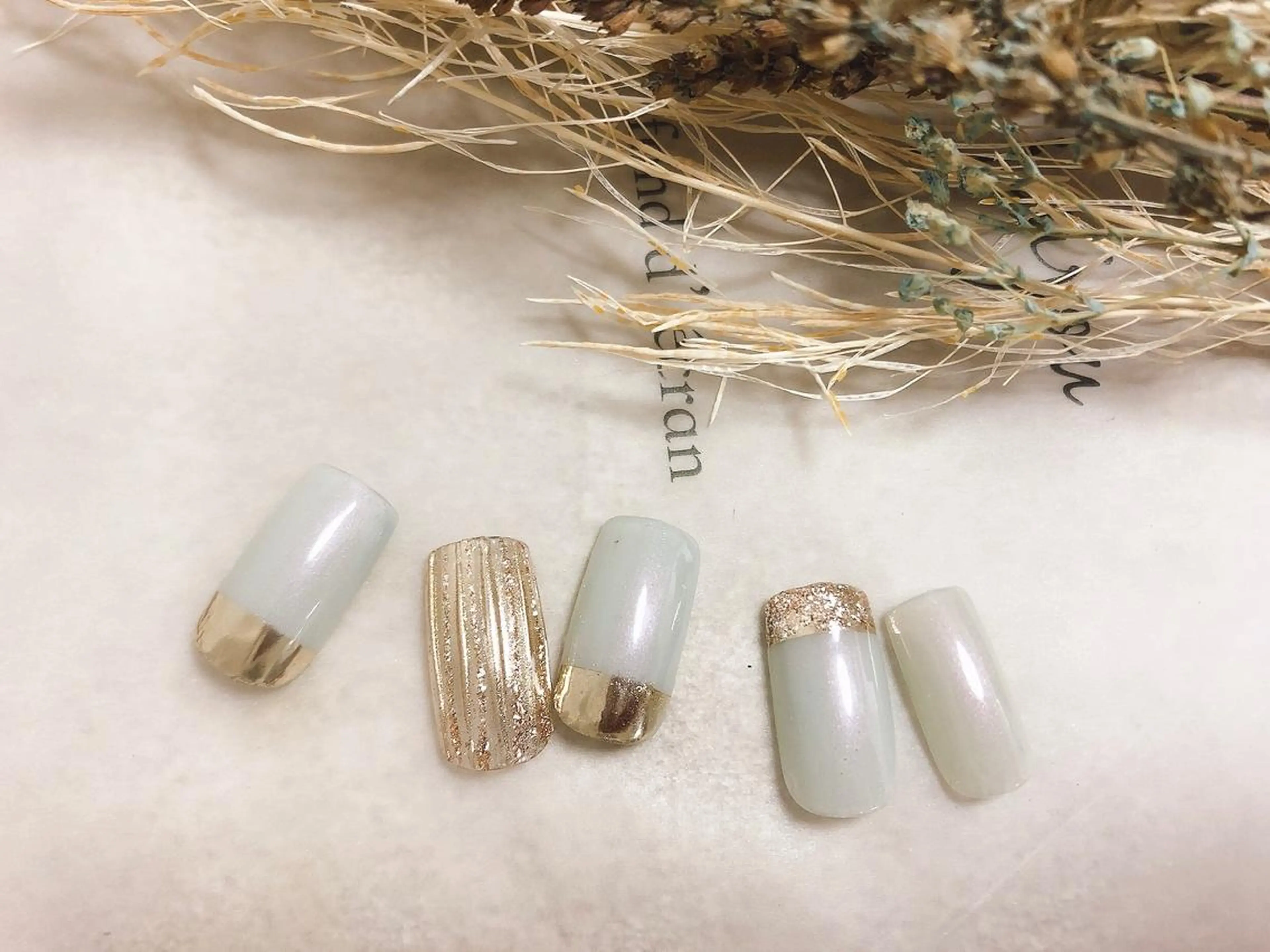 ネイル mogunail &blowのネイルデザイン