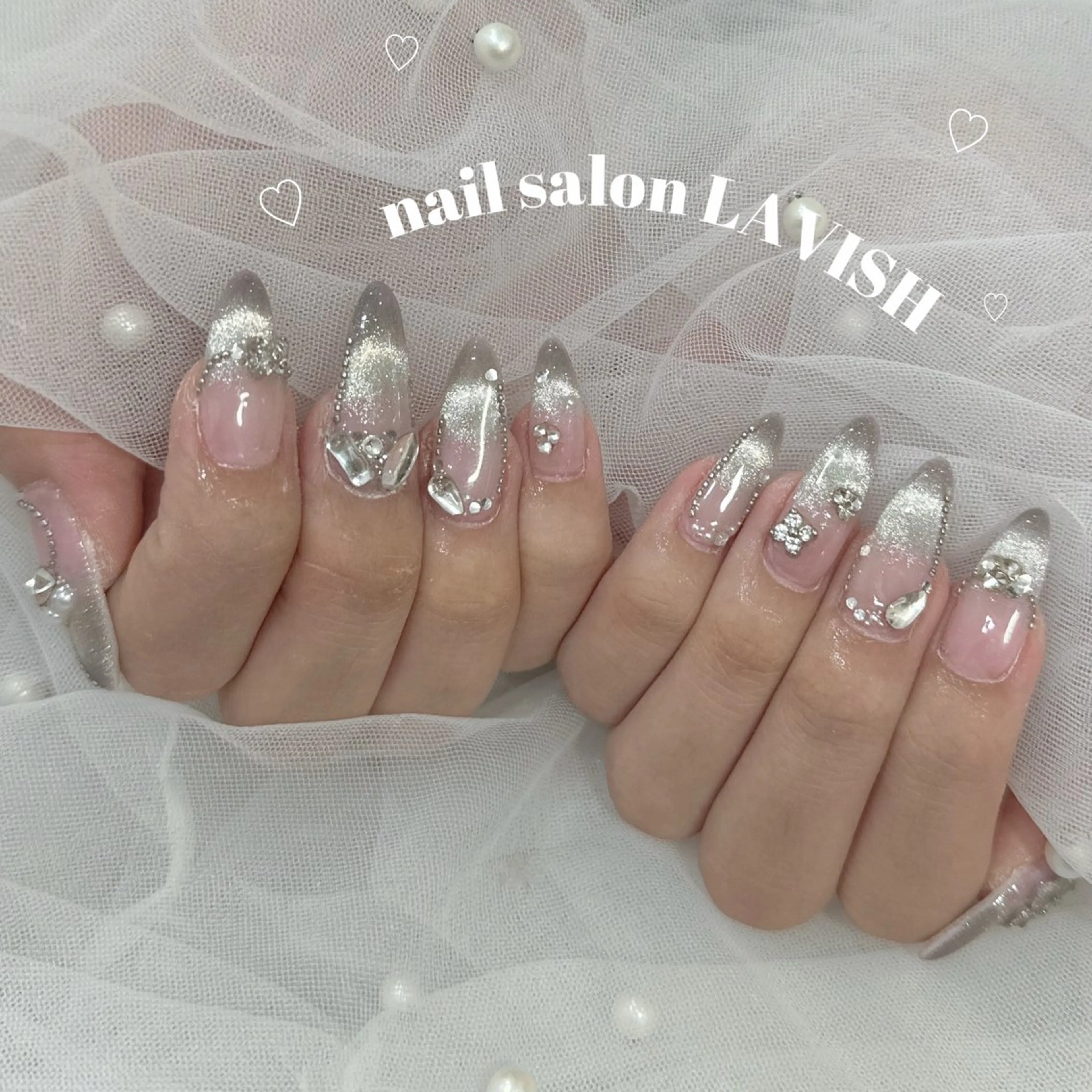 ネイル ハンドネイル フットネイル LAVISH nanamiのネイルデザイン