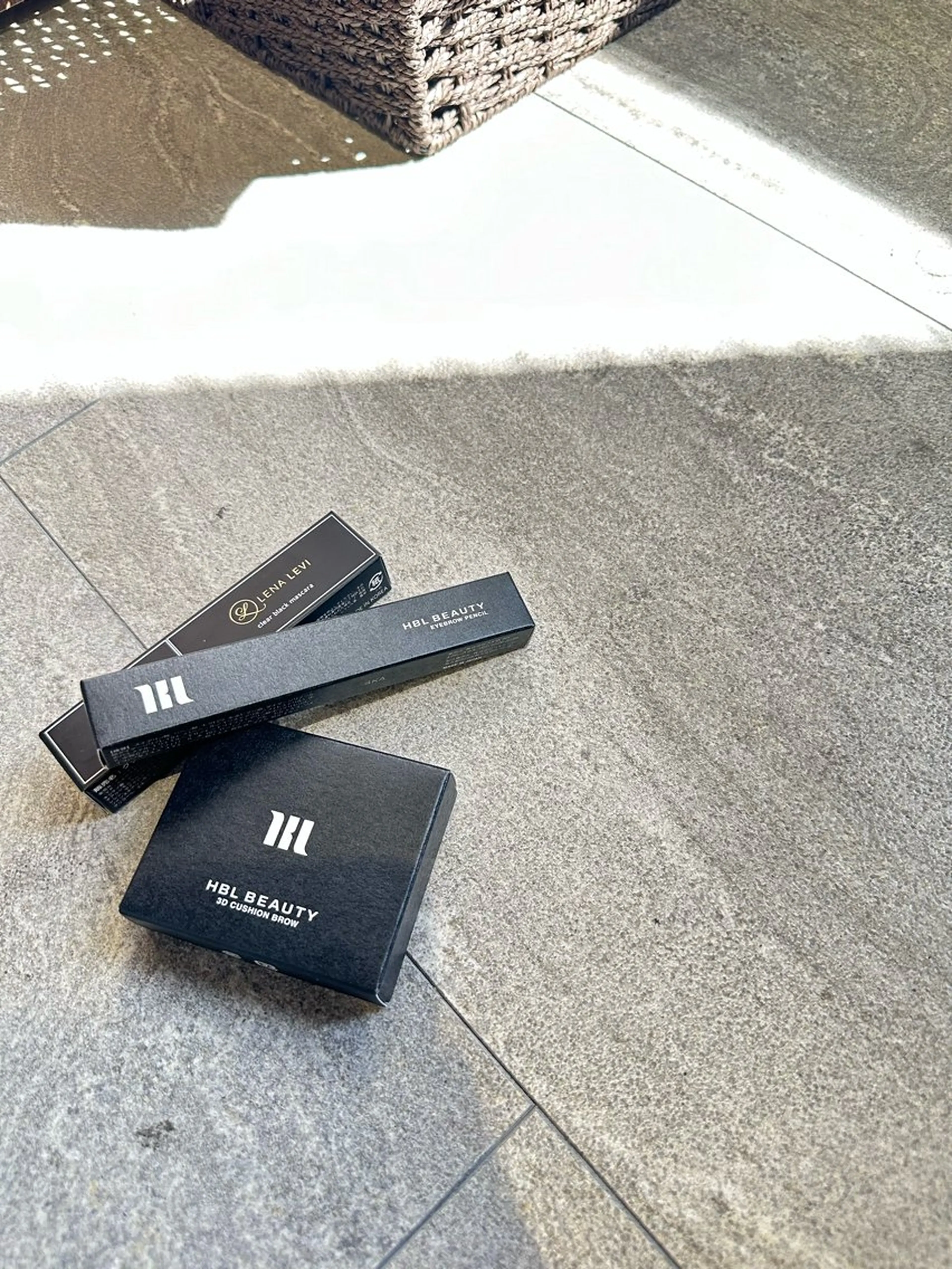 アイブロウ enn. 【眉毛/ネイル】のネイルデザイン