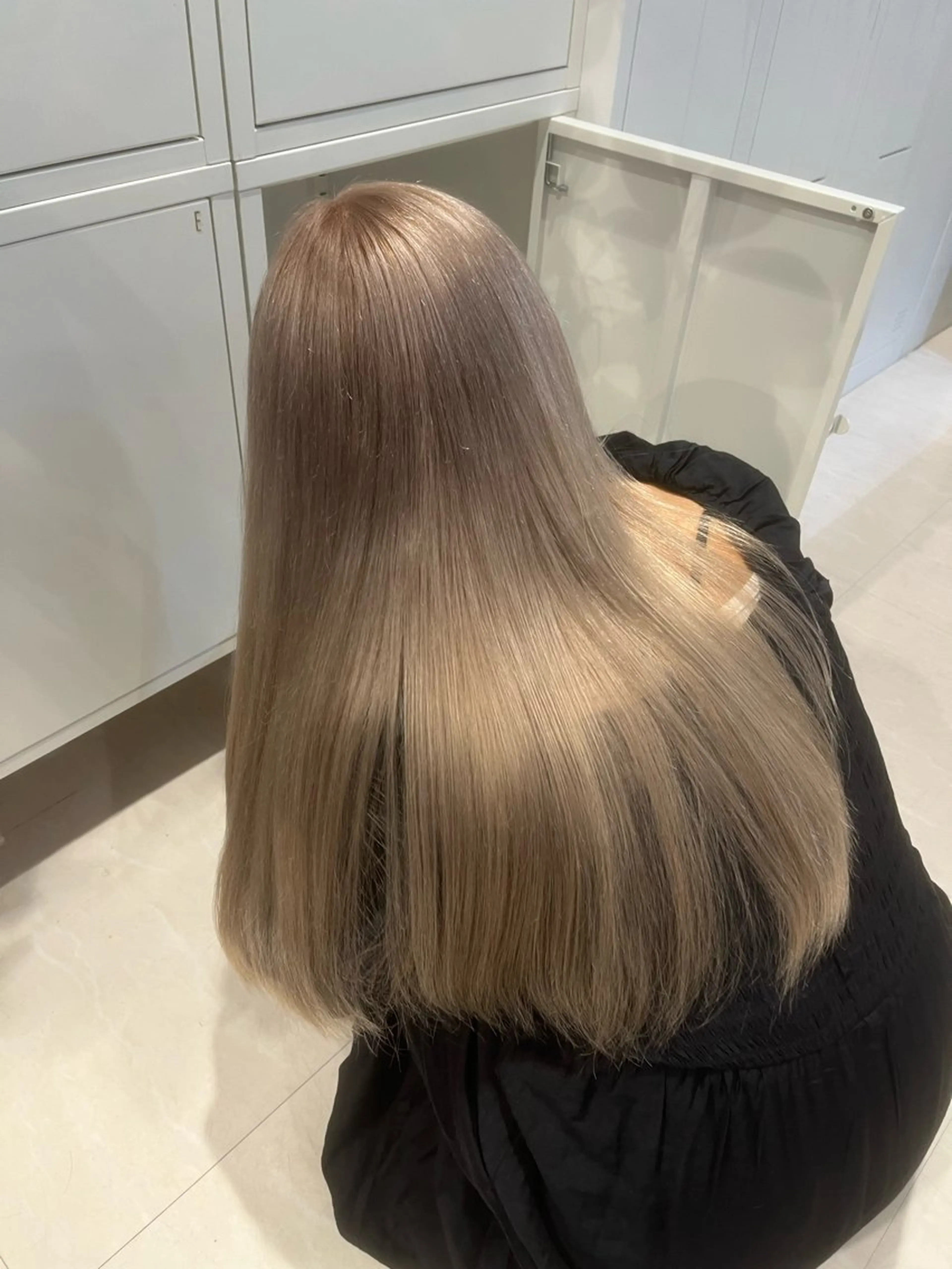 カラー ベージュカラー ミルクティーベージュ ニトウ レイナ🌺🌴🐠のヘアスタイル
