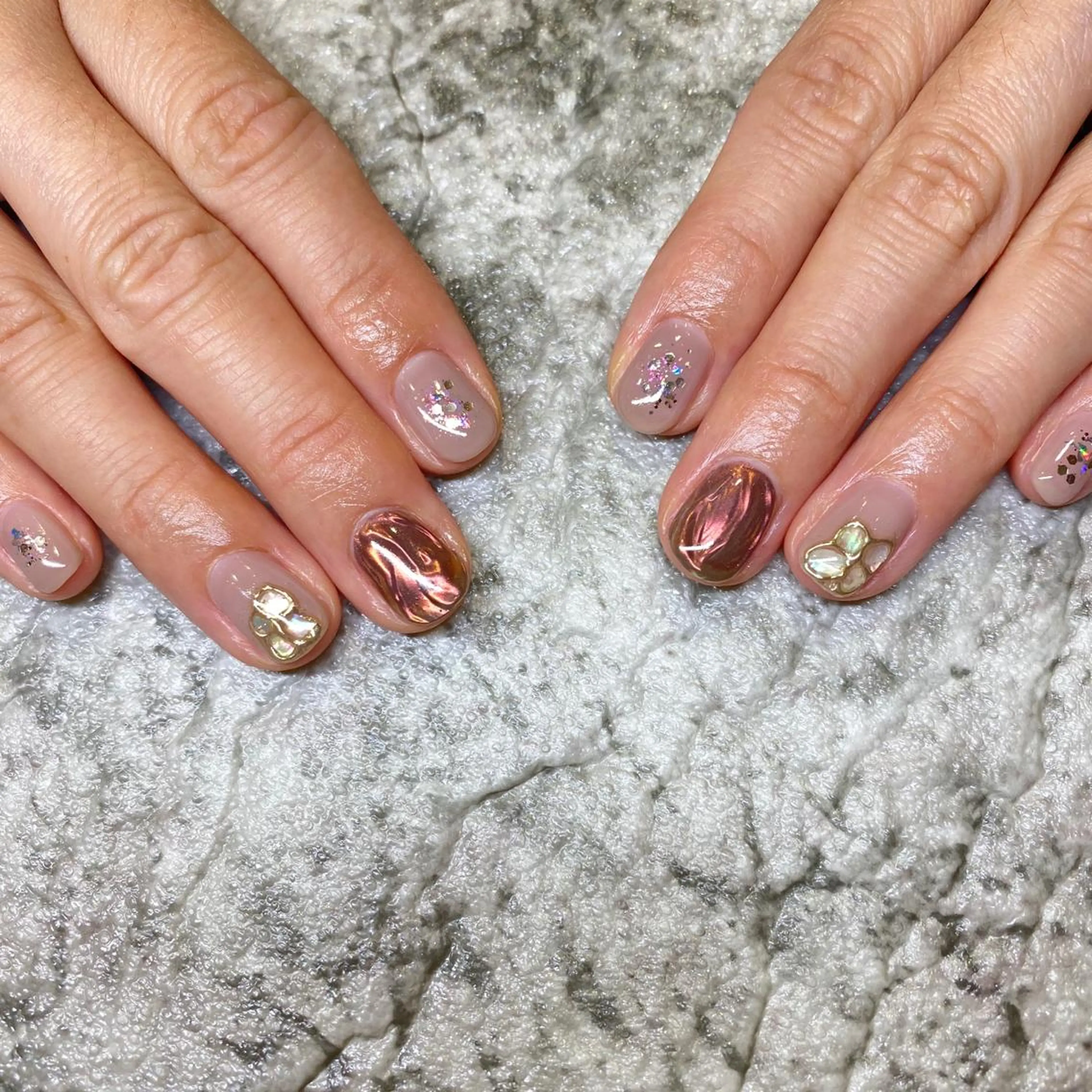 ネイル 脇坂 千晶のネイルデザイン