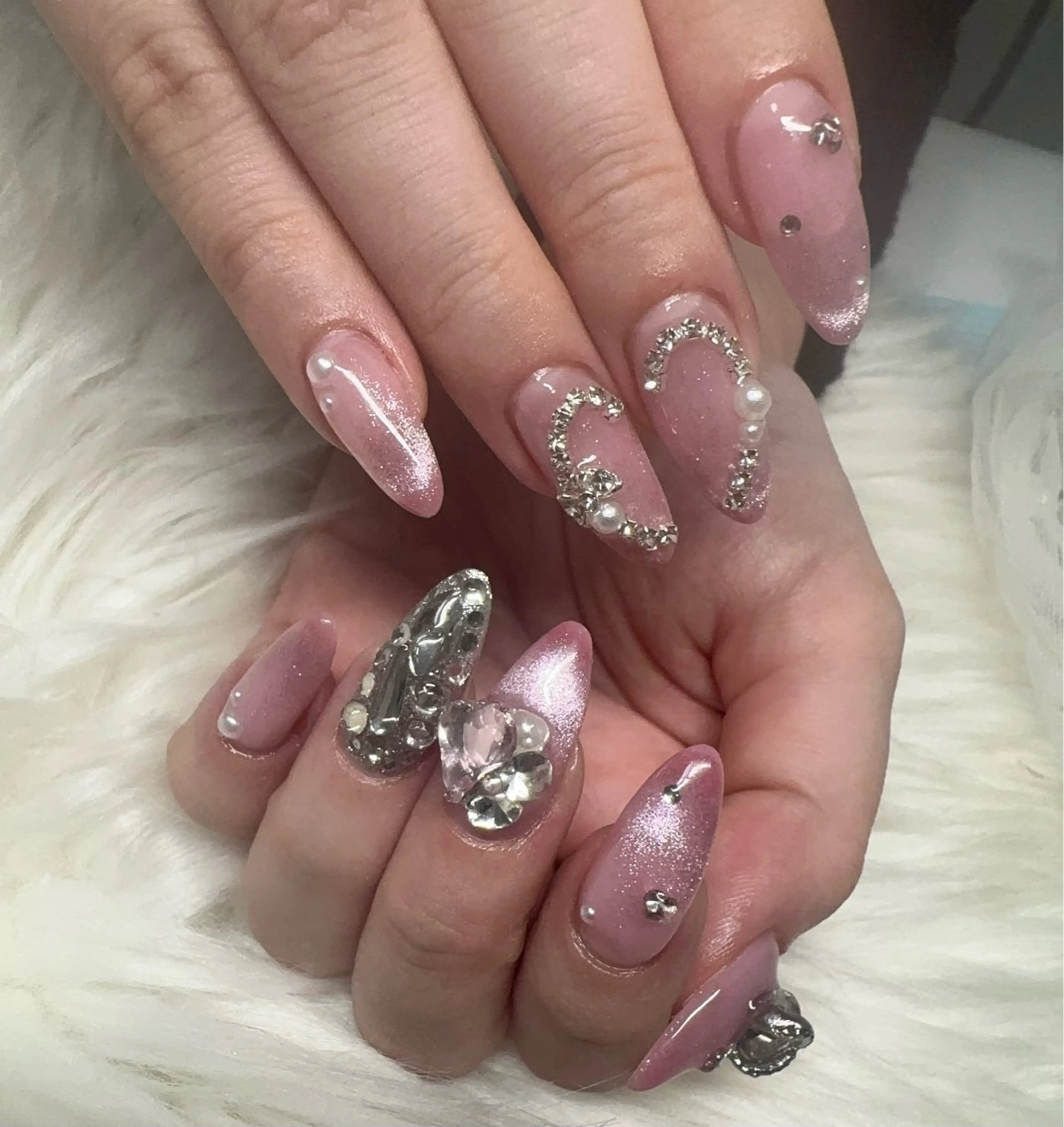 ネイル ハンドネイル ＆ME アンドミーのネイルデザイン