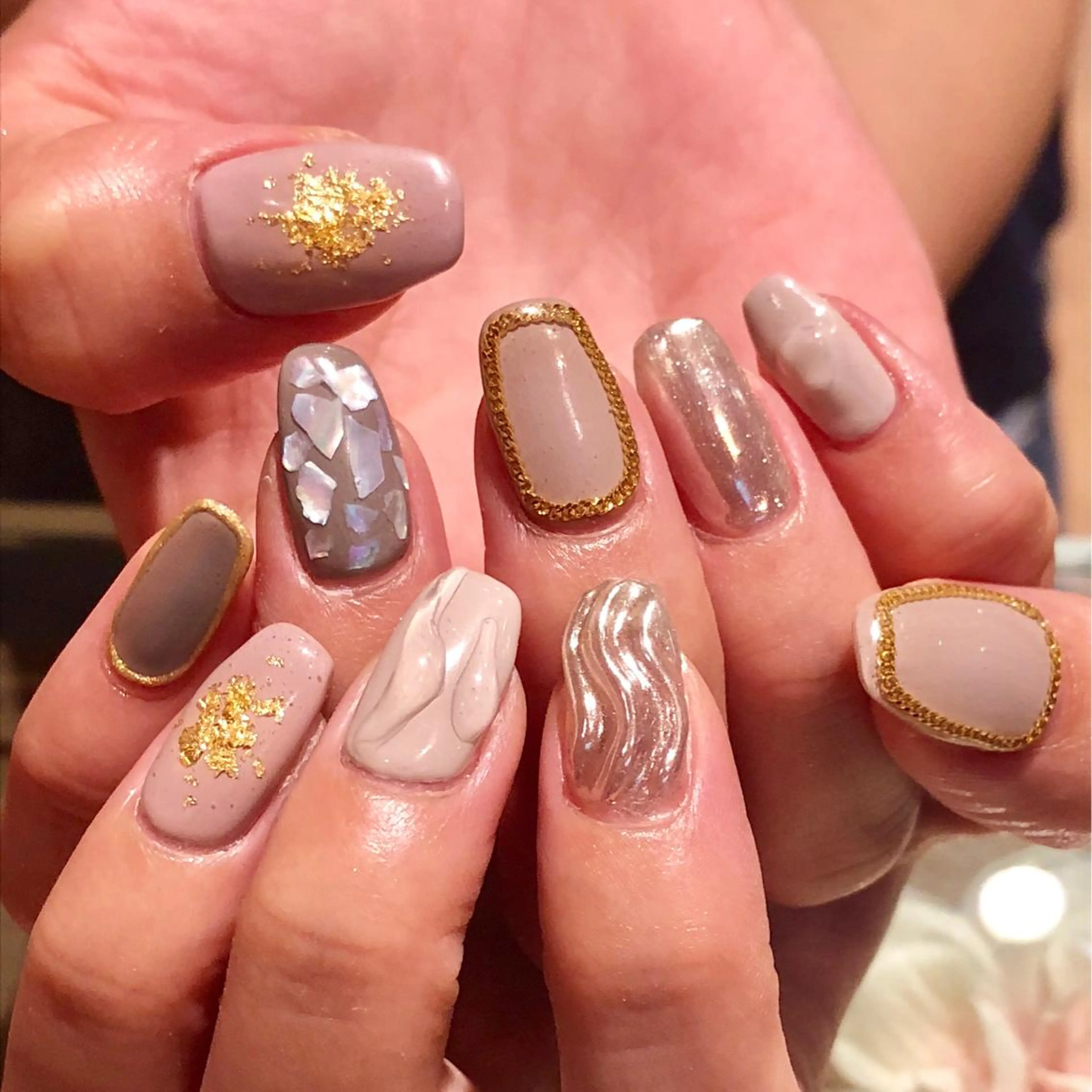 ネイル Nest 三田のマツエク・マツパデザイン