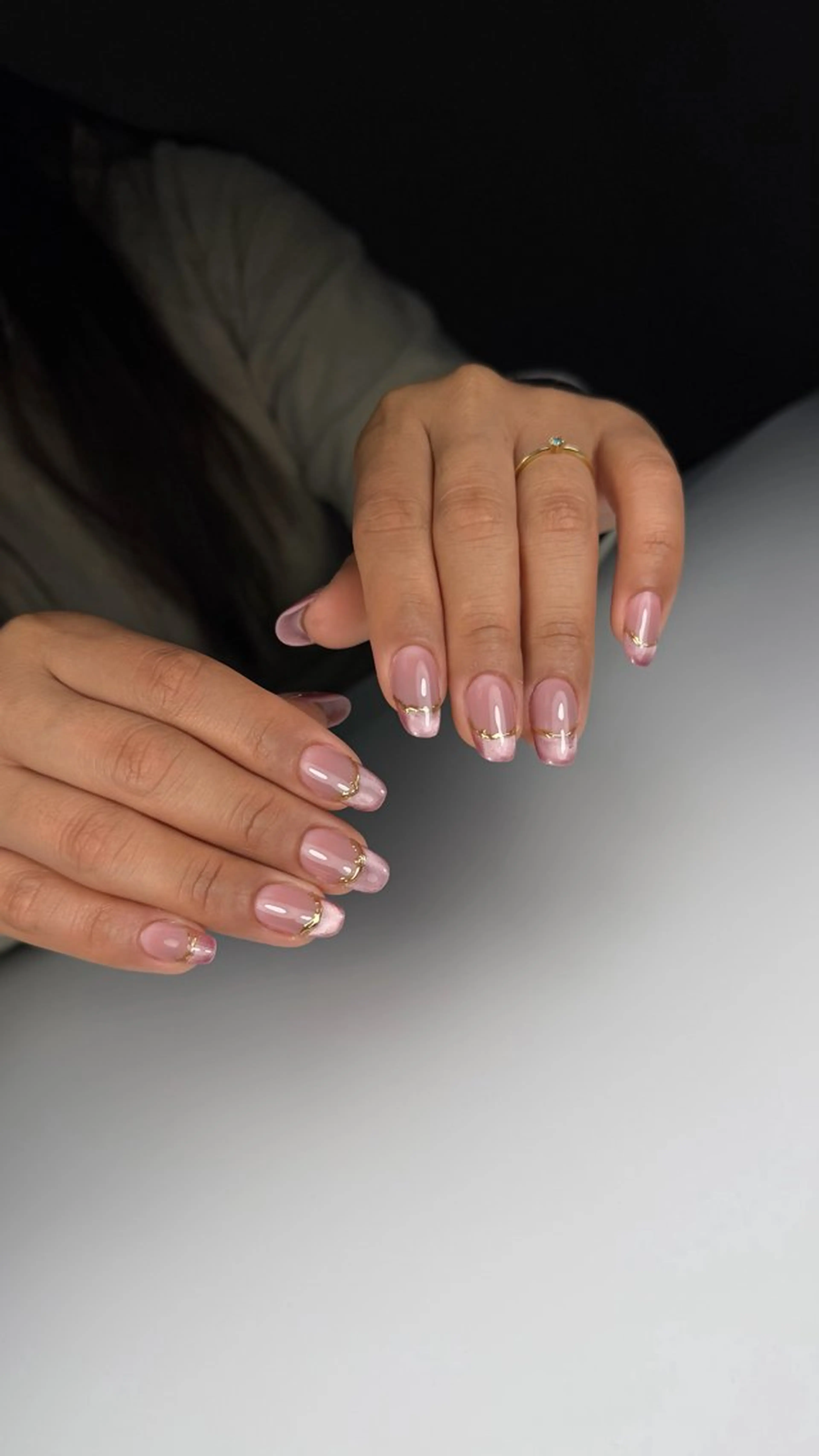 ネイル ナオネイルサロン所属・オトヤ ナオミのネイルデザイン