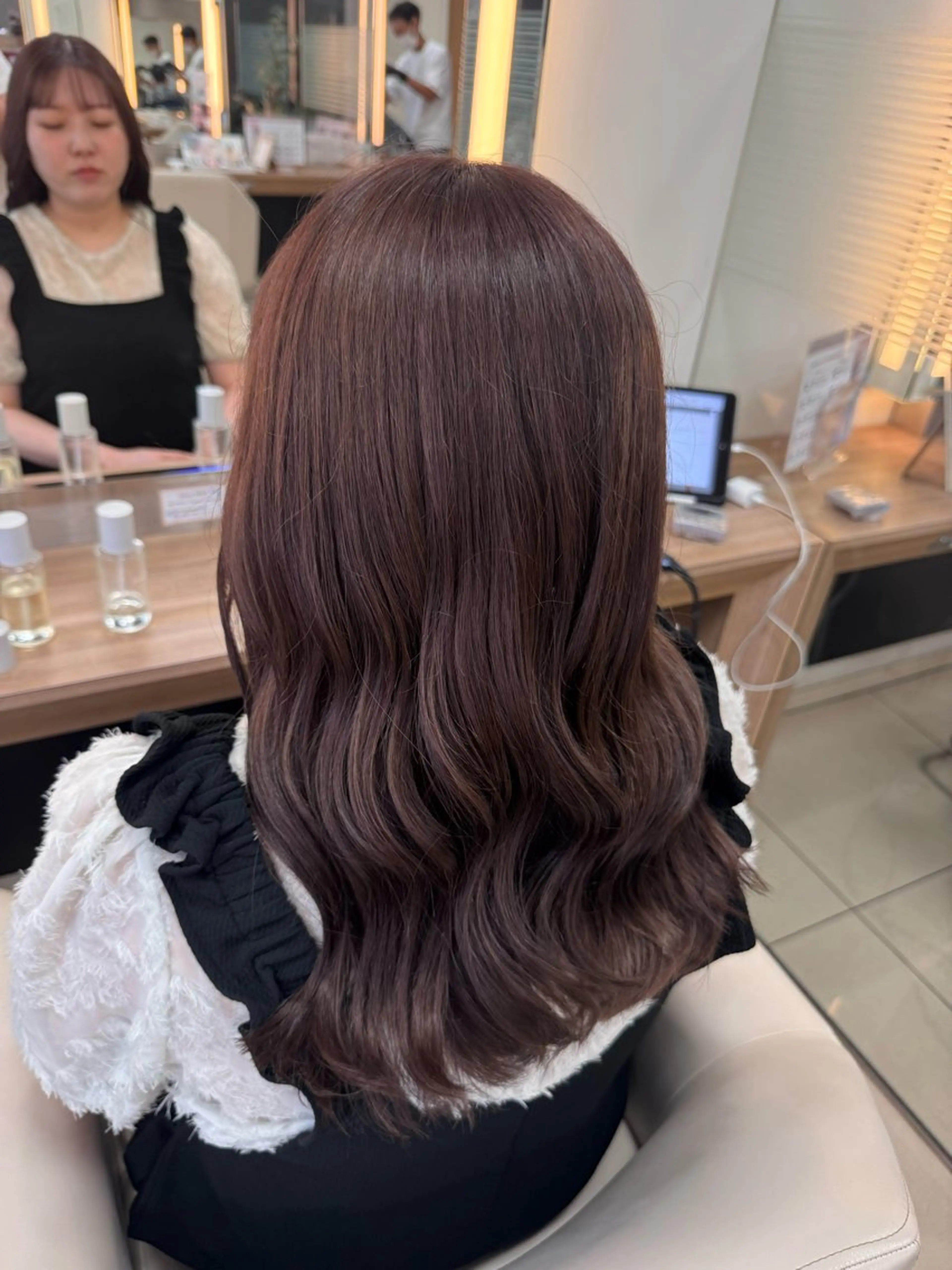 ロング ダブルカラーベージュ カラー/tuburaのヘアスタイル