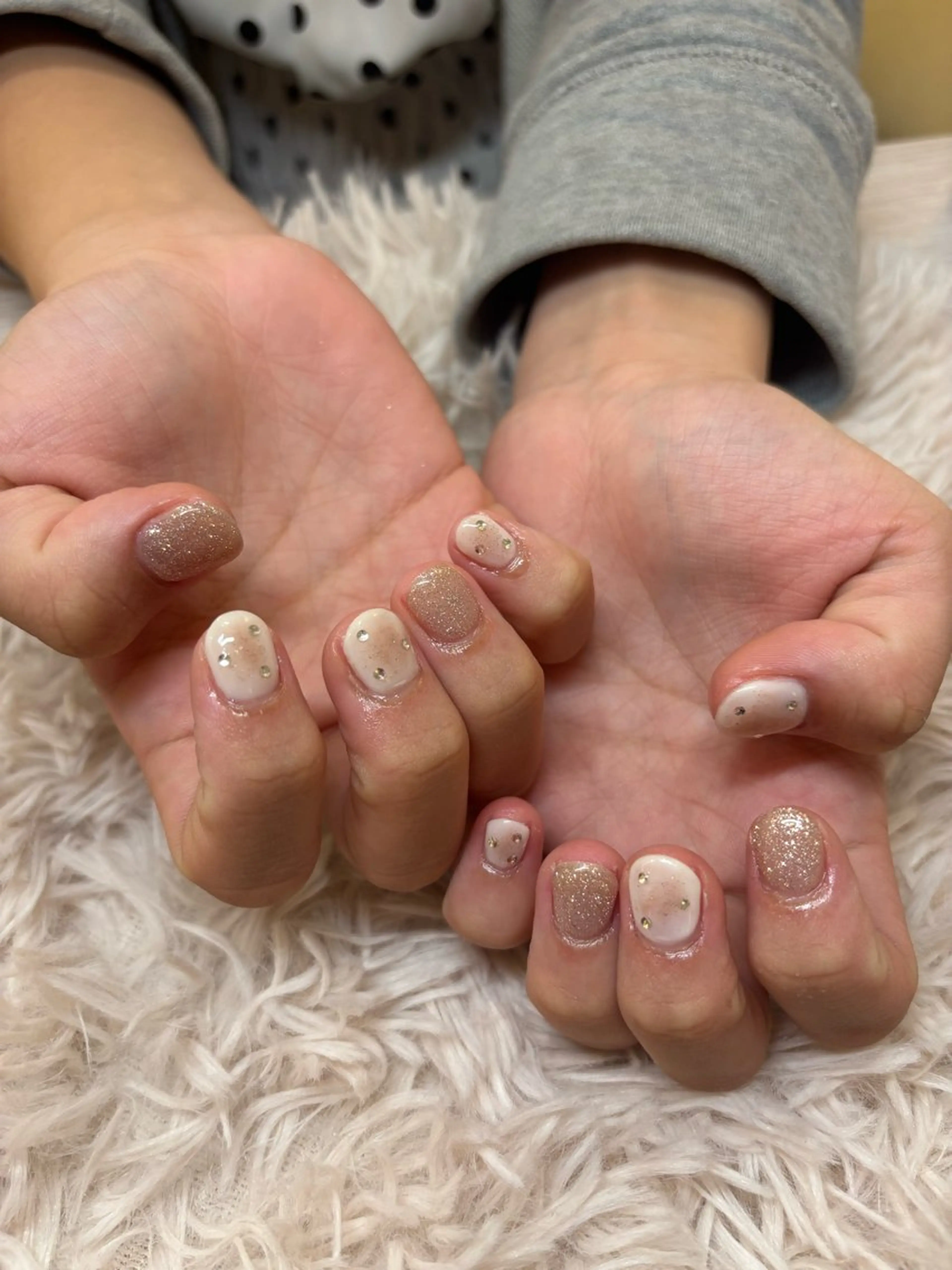 ネイル 伊藤 いちごのネイルデザイン