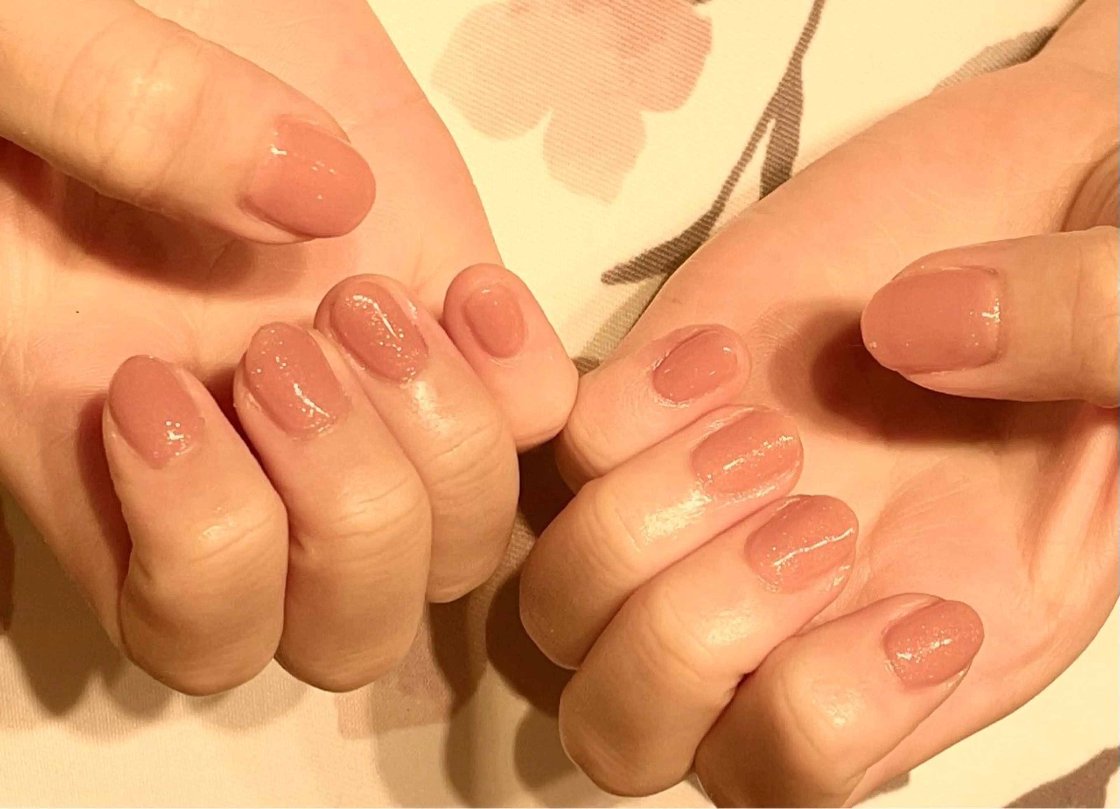 ネイル biene 鴨下愛美のネイルデザイン