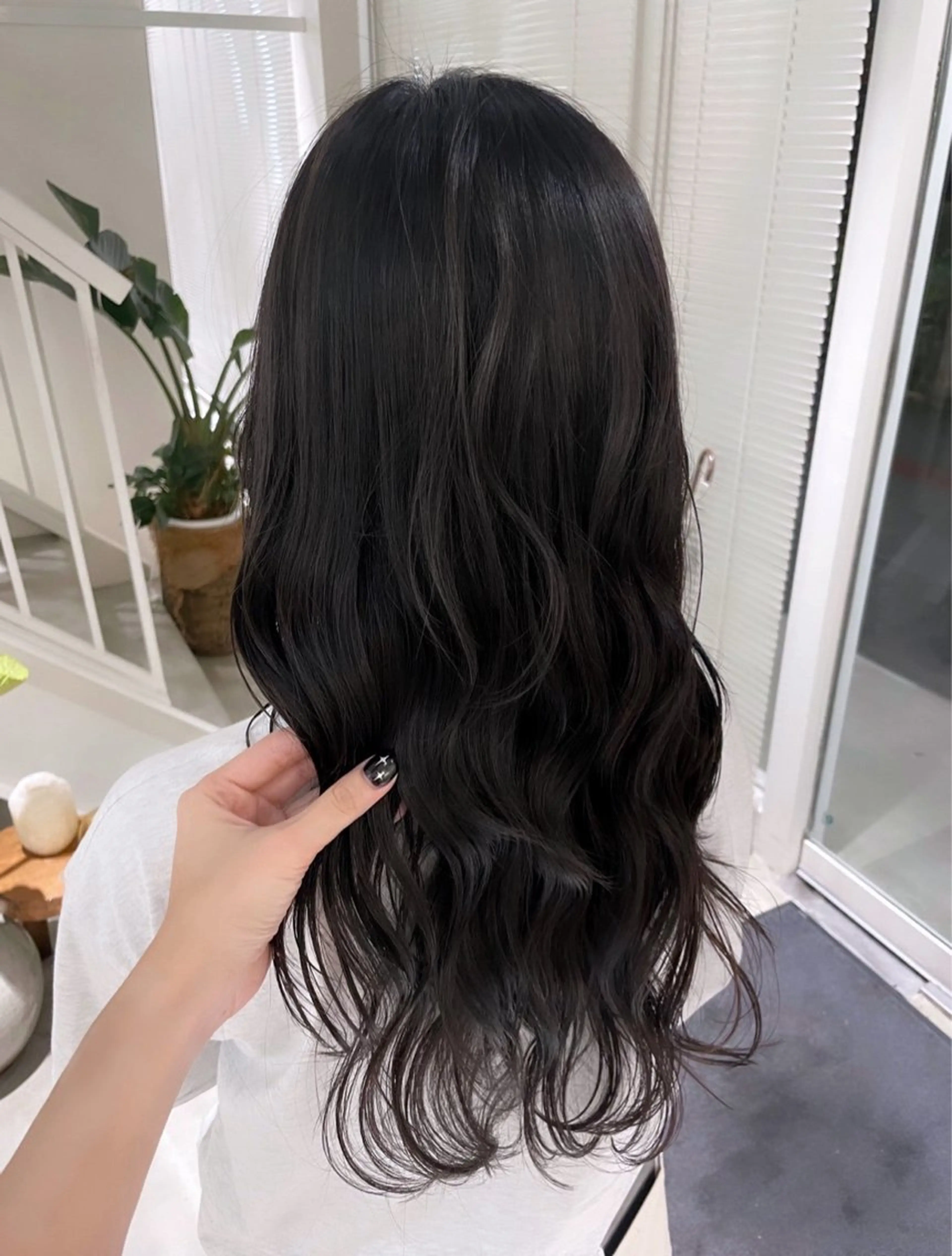 ロング カラー ヘアカラー 林 千聖のヘアスタイル