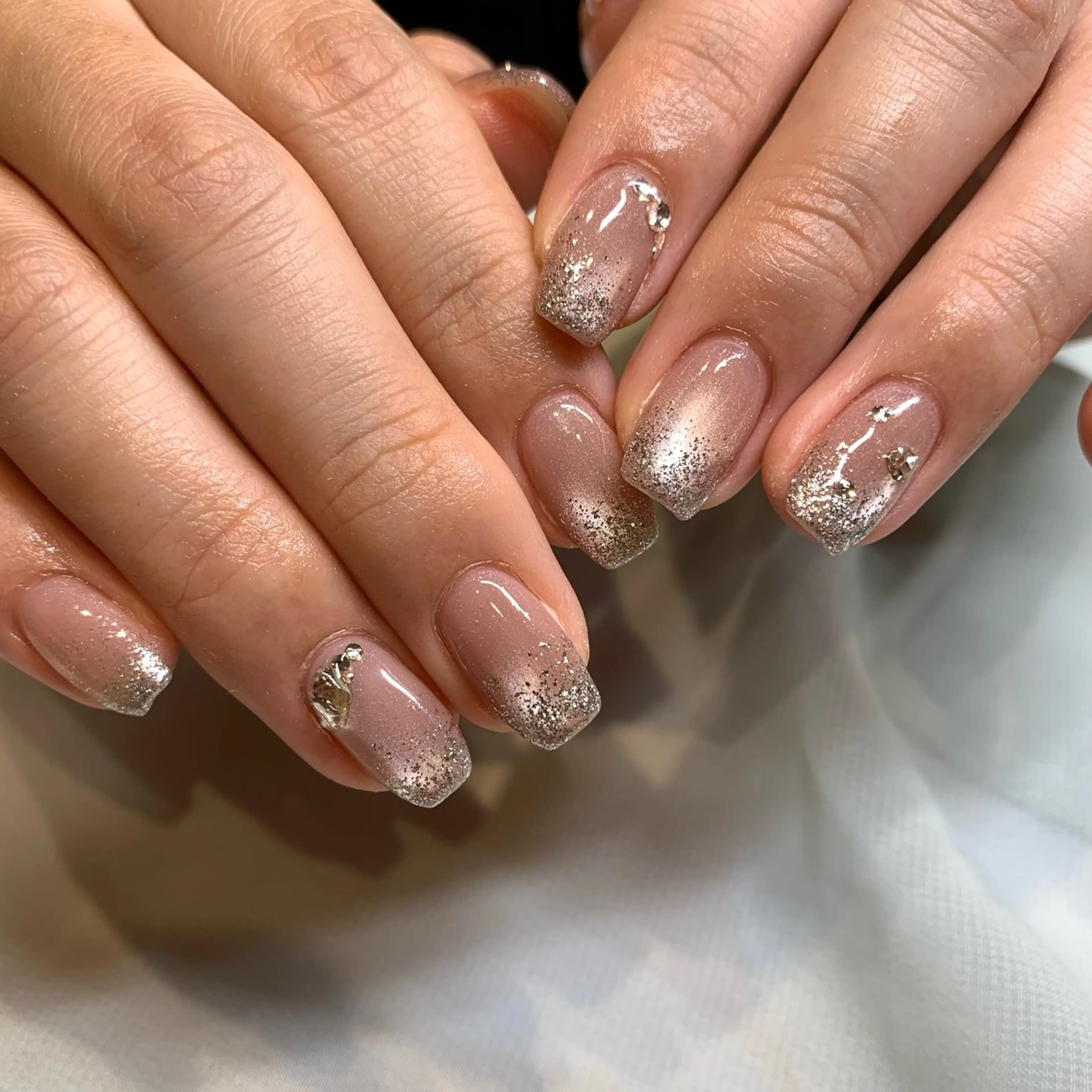 ネイル マグネットネイル ハンドネイル nailAVANCE akariのネイルデザイン