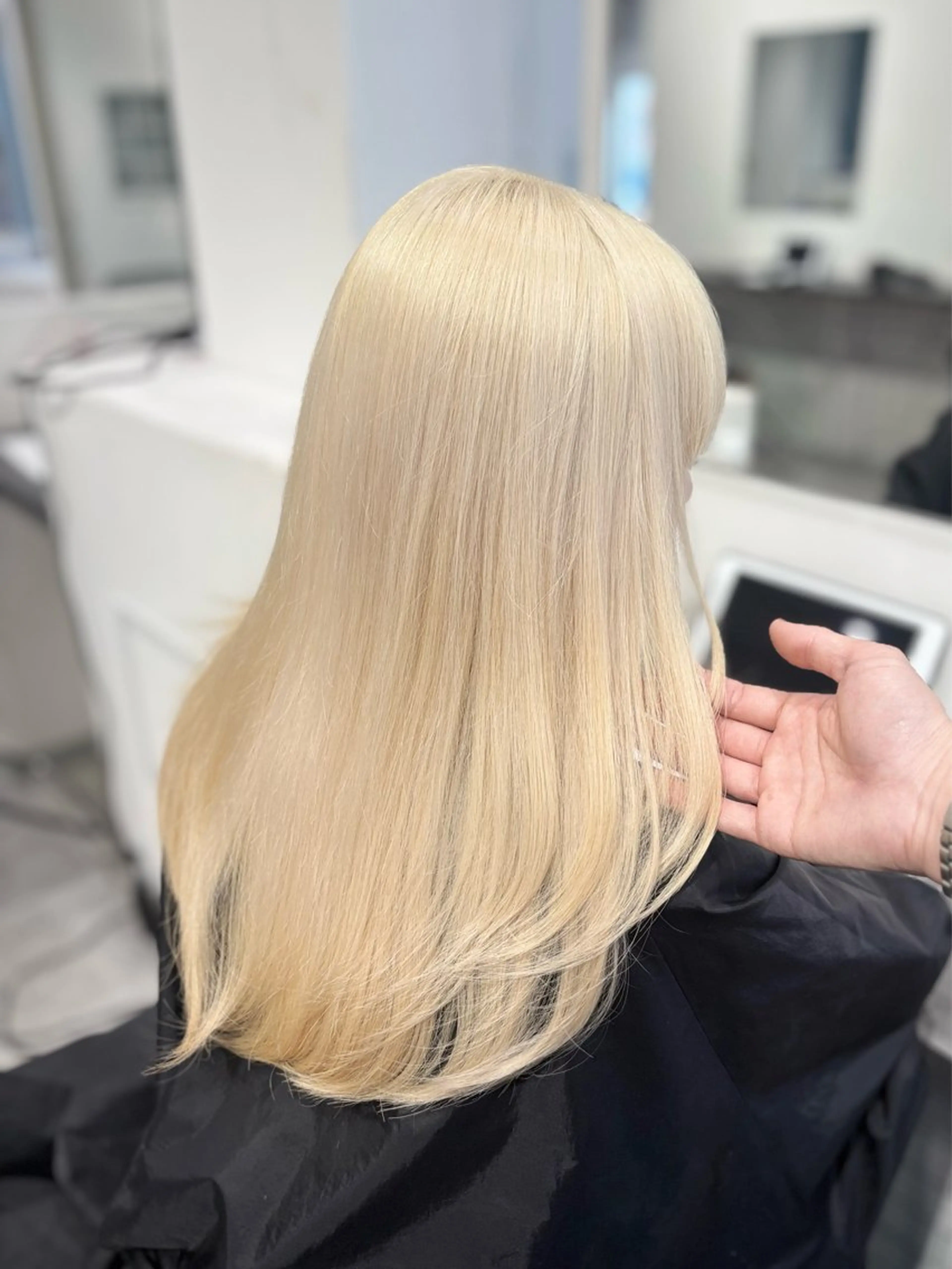 ロング カラー ヘアカラー トリートメント GaKu/ハイトーン /ブリーチ/レイヤーのヘアスタイル