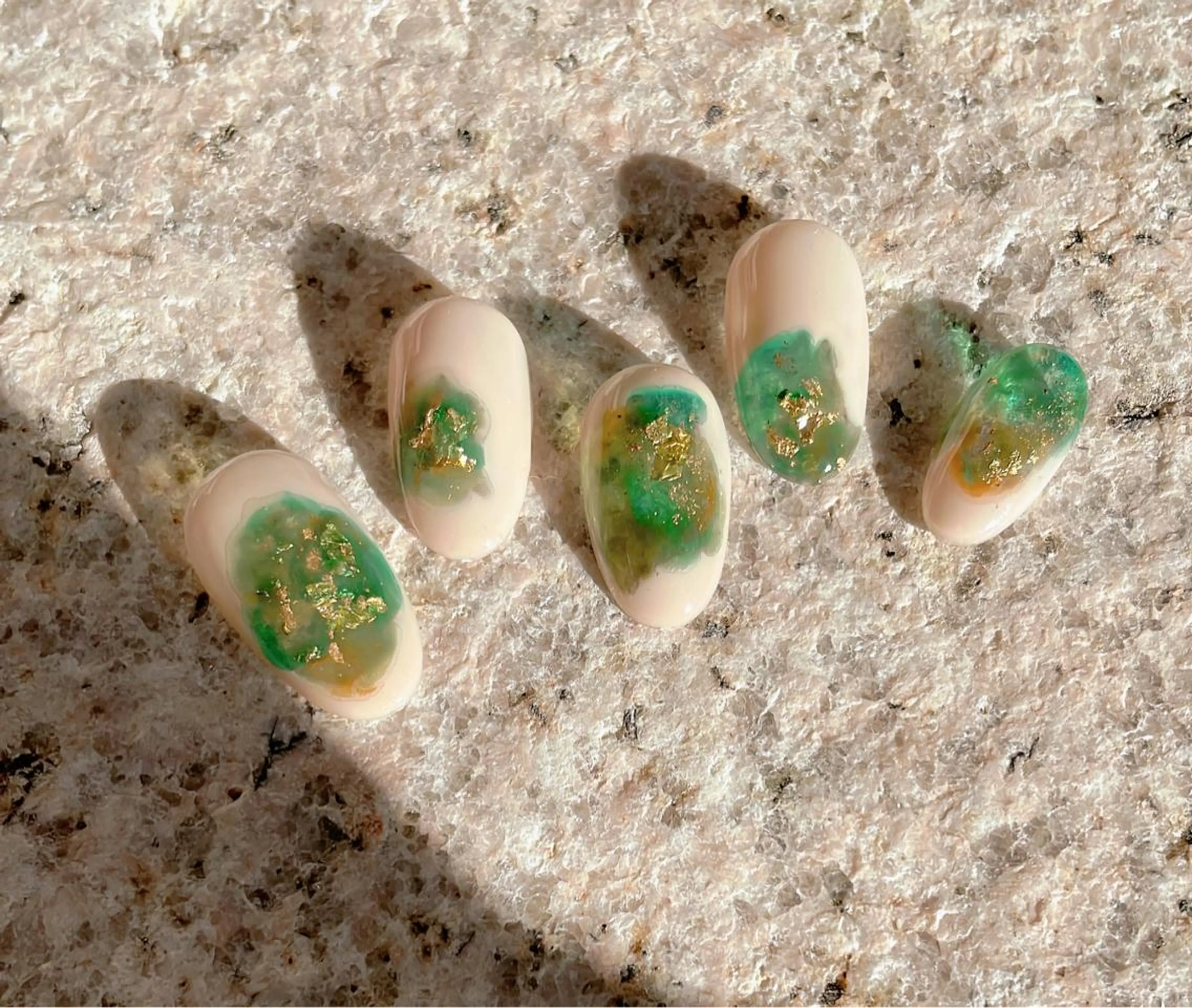 ネイル nail salon Farbe〜ファルべのネイルデザイン