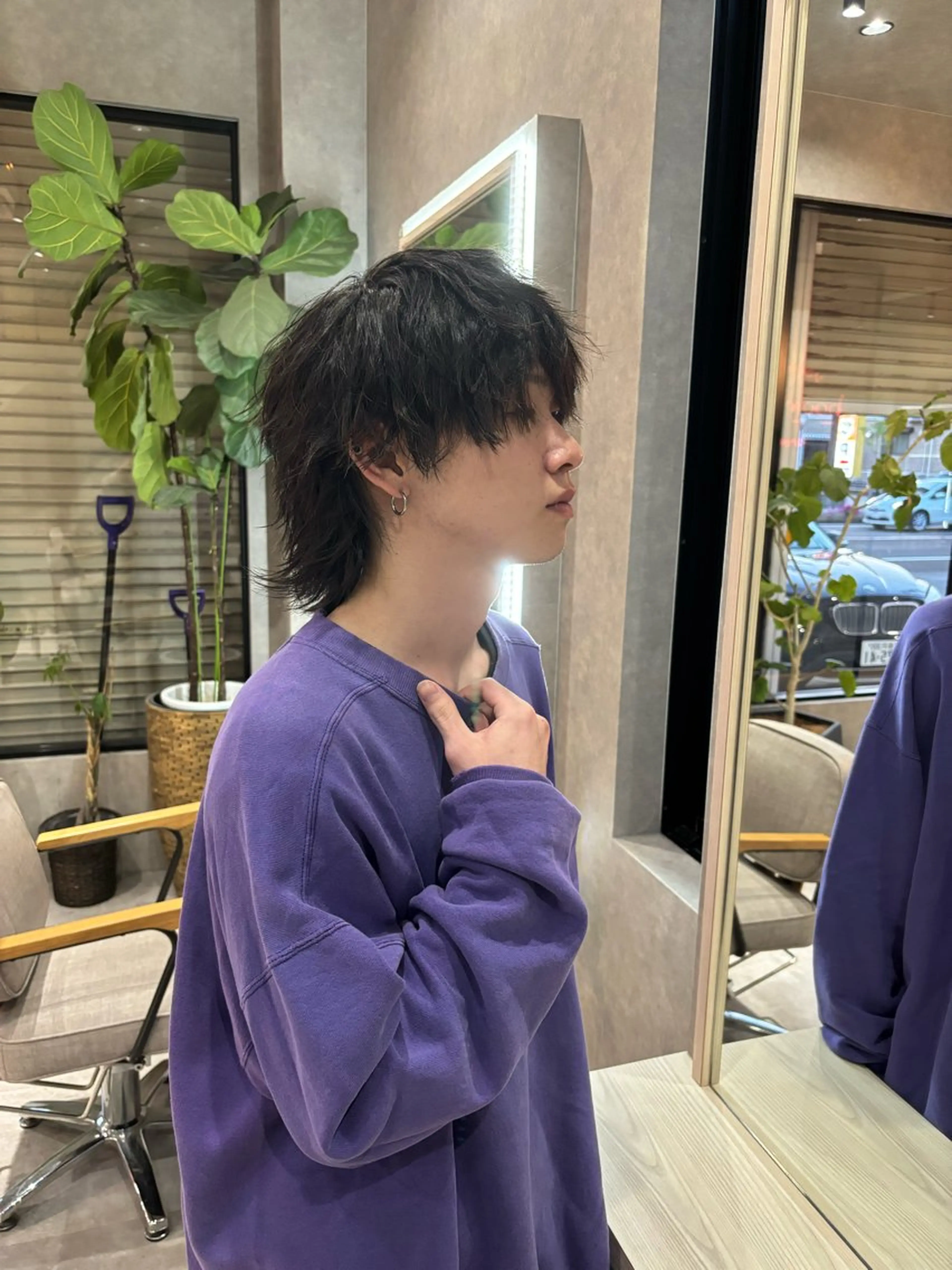 ミディアム メンズ ミディアムパーマ メンズハイトーン マッシュウルフ マッシュ メンズパーマ カット 長谷川 湧のヘアスタイル