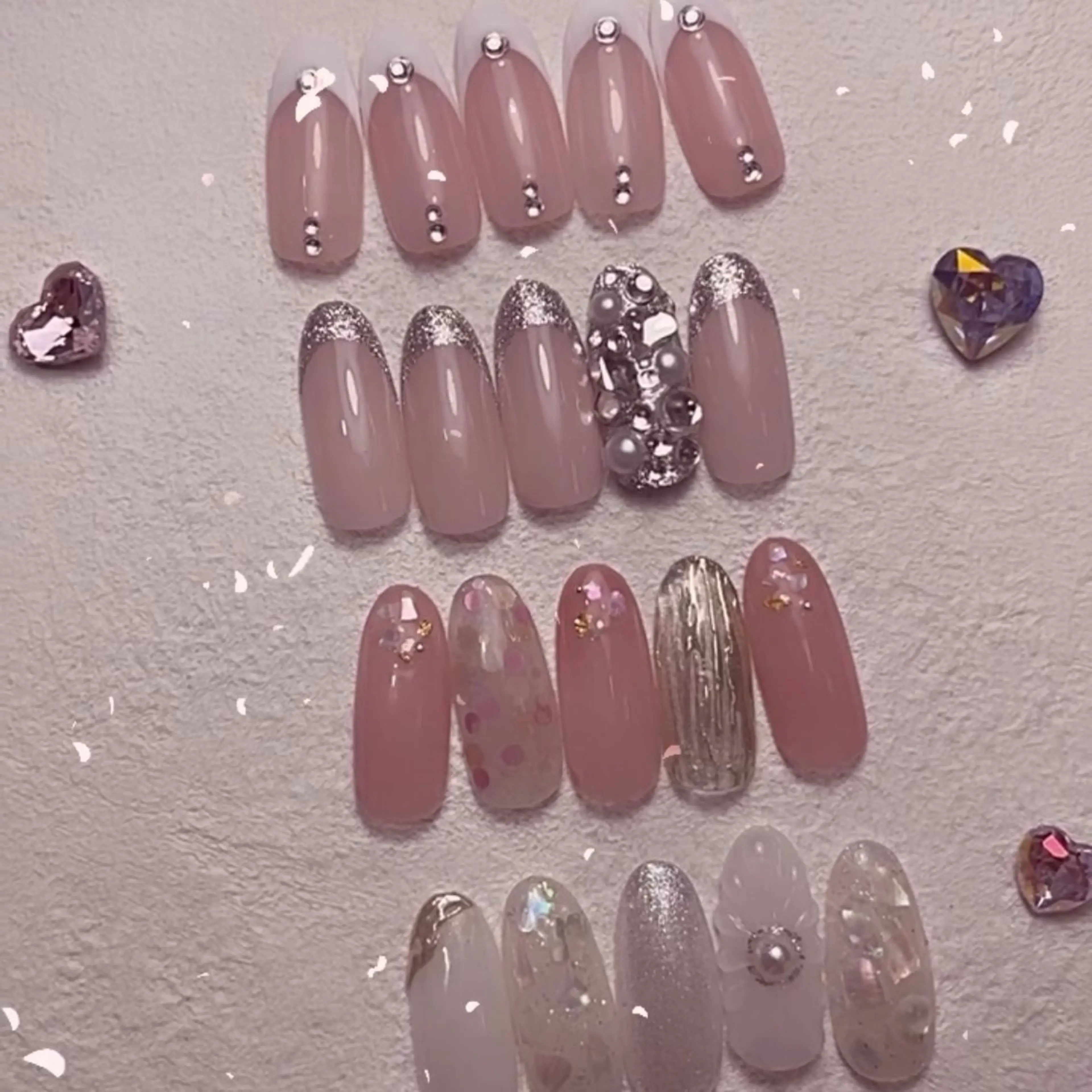 ネイル フラワーネイル フレンチネイル キラキラネイル ピンク シンプルネイル para ☀︎ sol by BECK所属・Para Sol nail　Maoのネイルデザイン