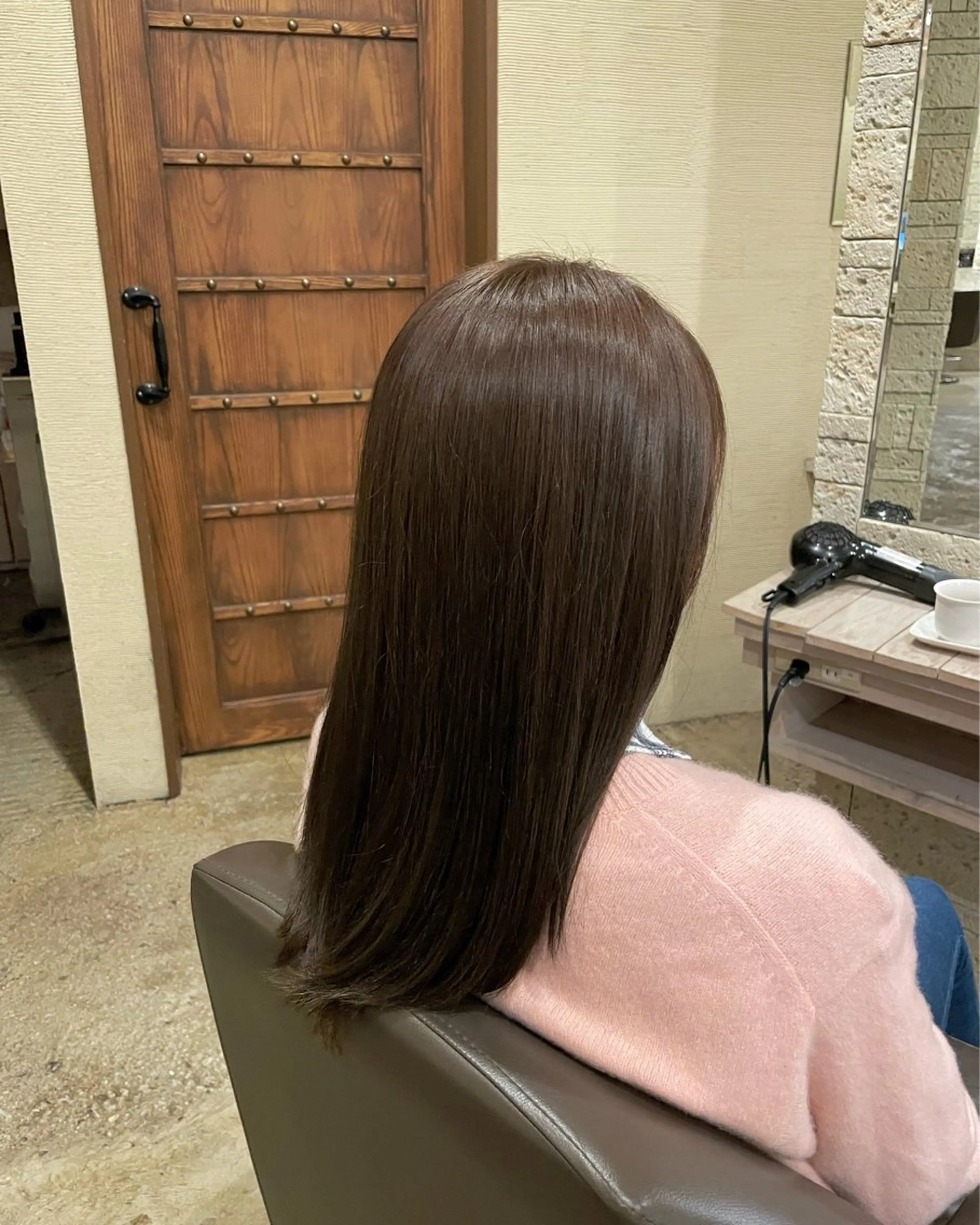 セミロング アッシュ アッシュブラウン ヘアカラー トリートメント 木村 一葵のヘアスタイル