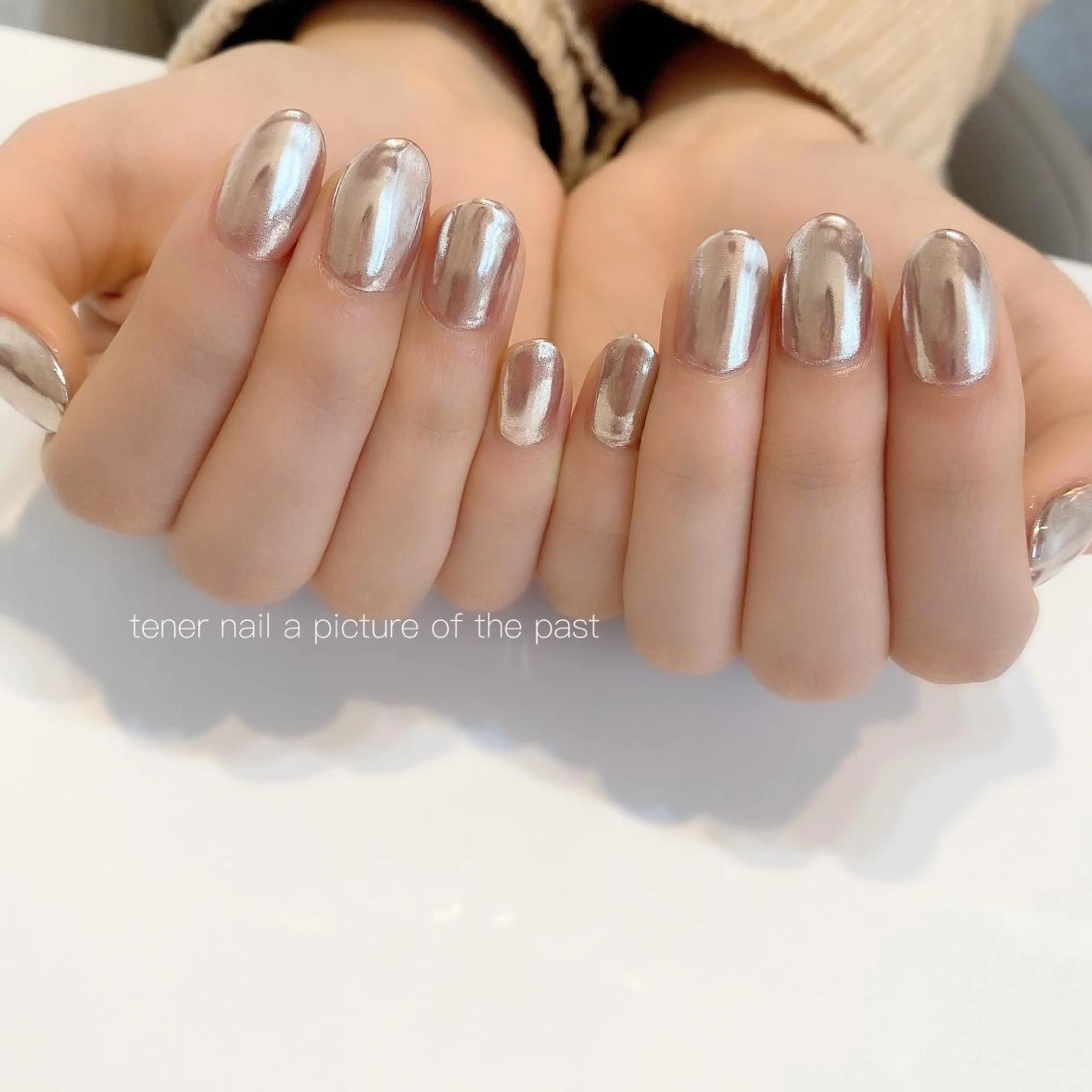 ネイル ゴールド ミラーネイル テネルネイル tener nailのネイルデザイン