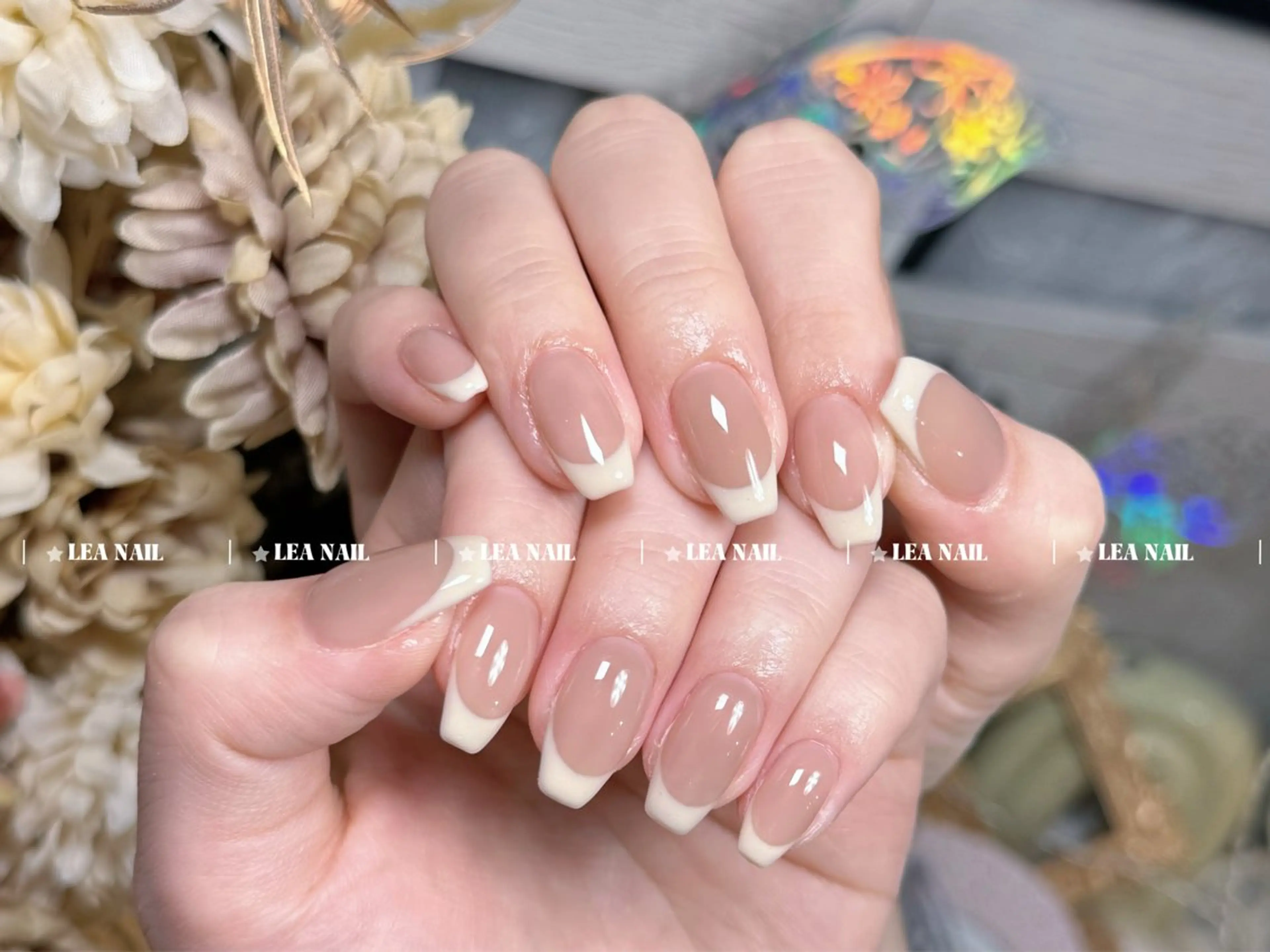 フレンチネイル💅ベースカラー付き🩵(オフあり＋720)の写真