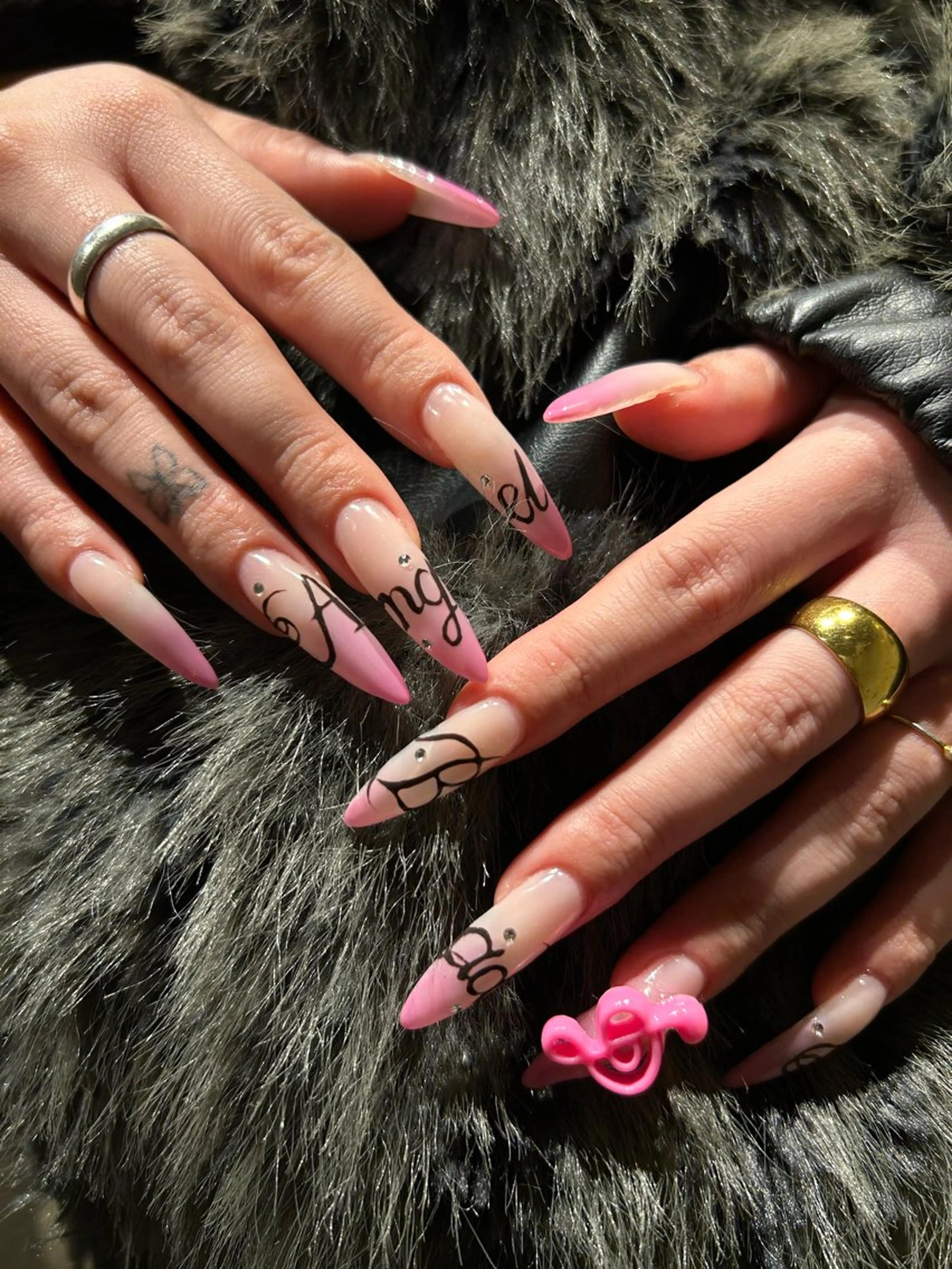 ネイル SEINA_ NAIL🐈‍⬛💗のネイルデザイン