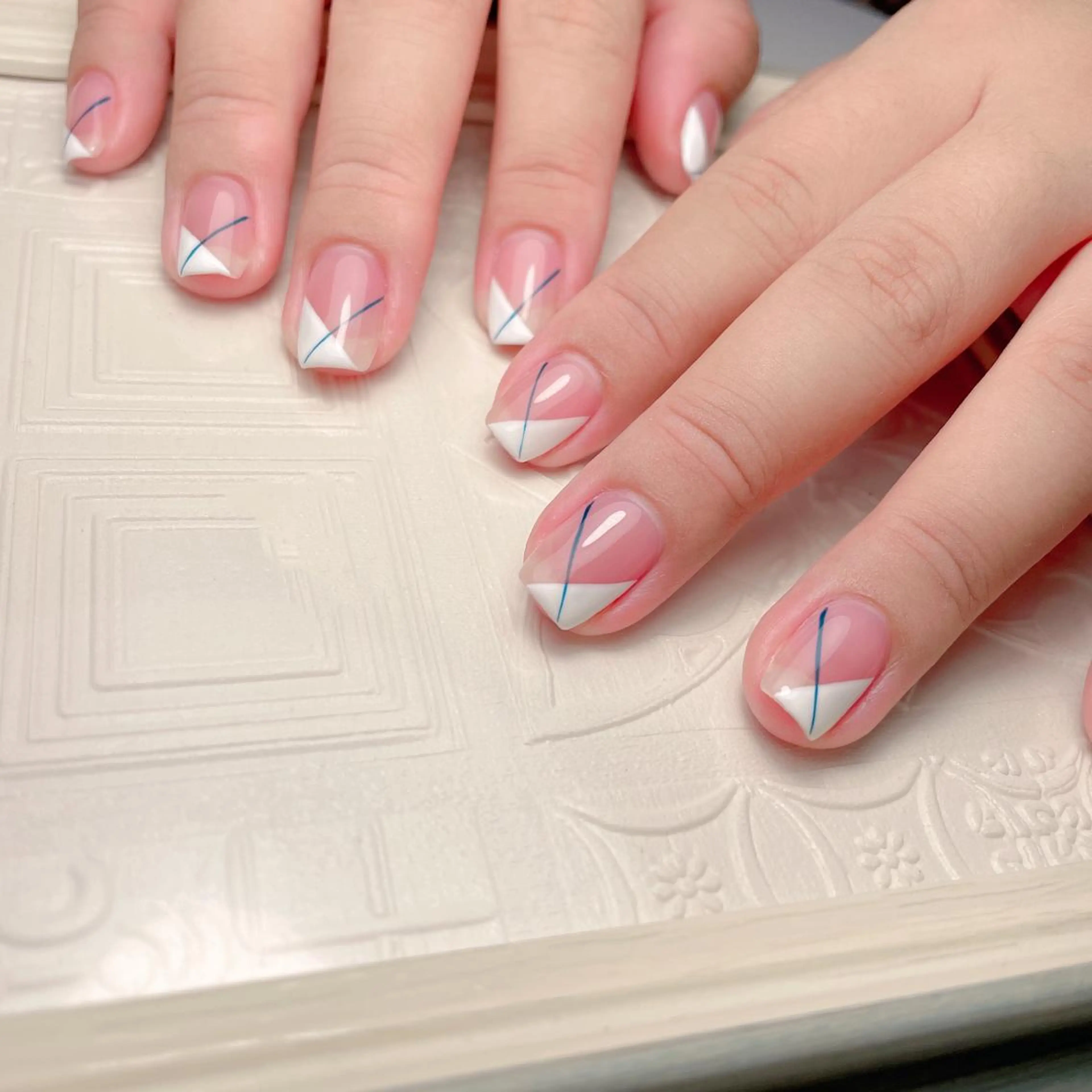 ネイル M🌷nail 長さだし専門店のネイルデザイン