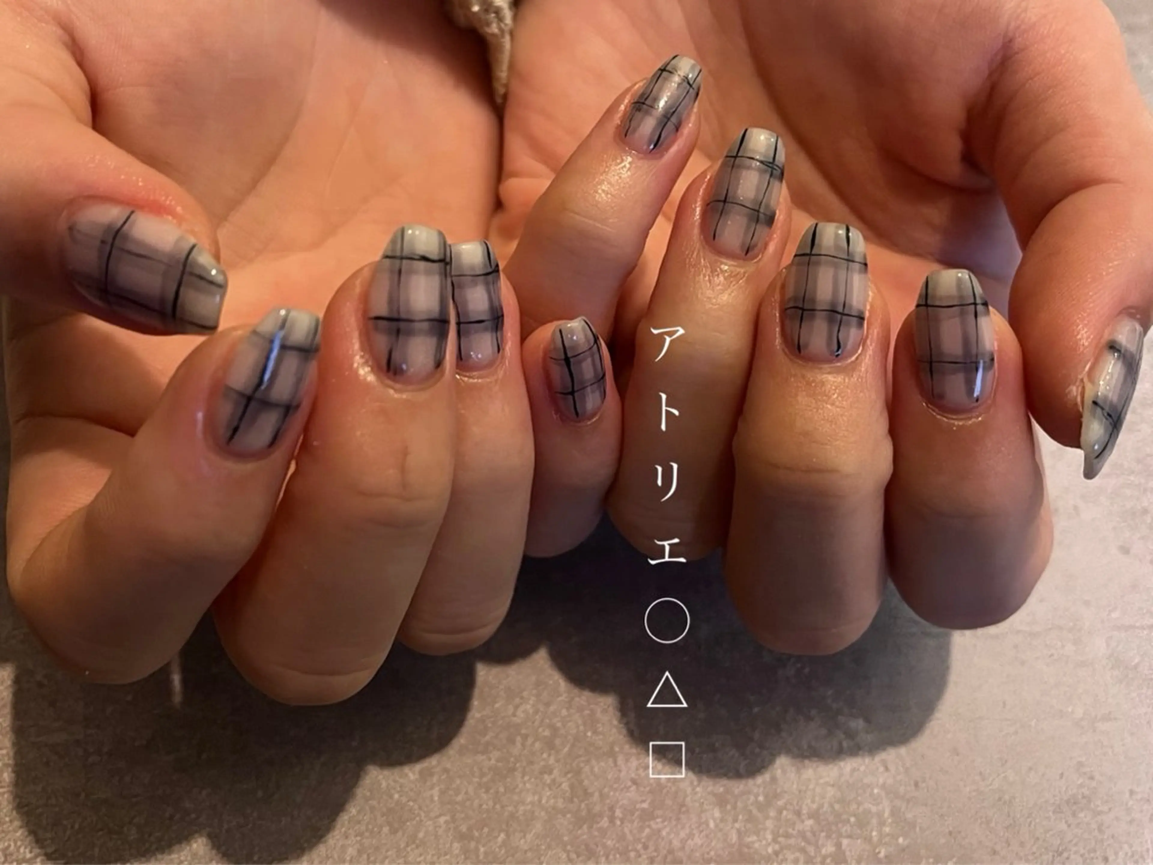 ネイル ハンドネイル アトリエ ○△□のネイルデザイン