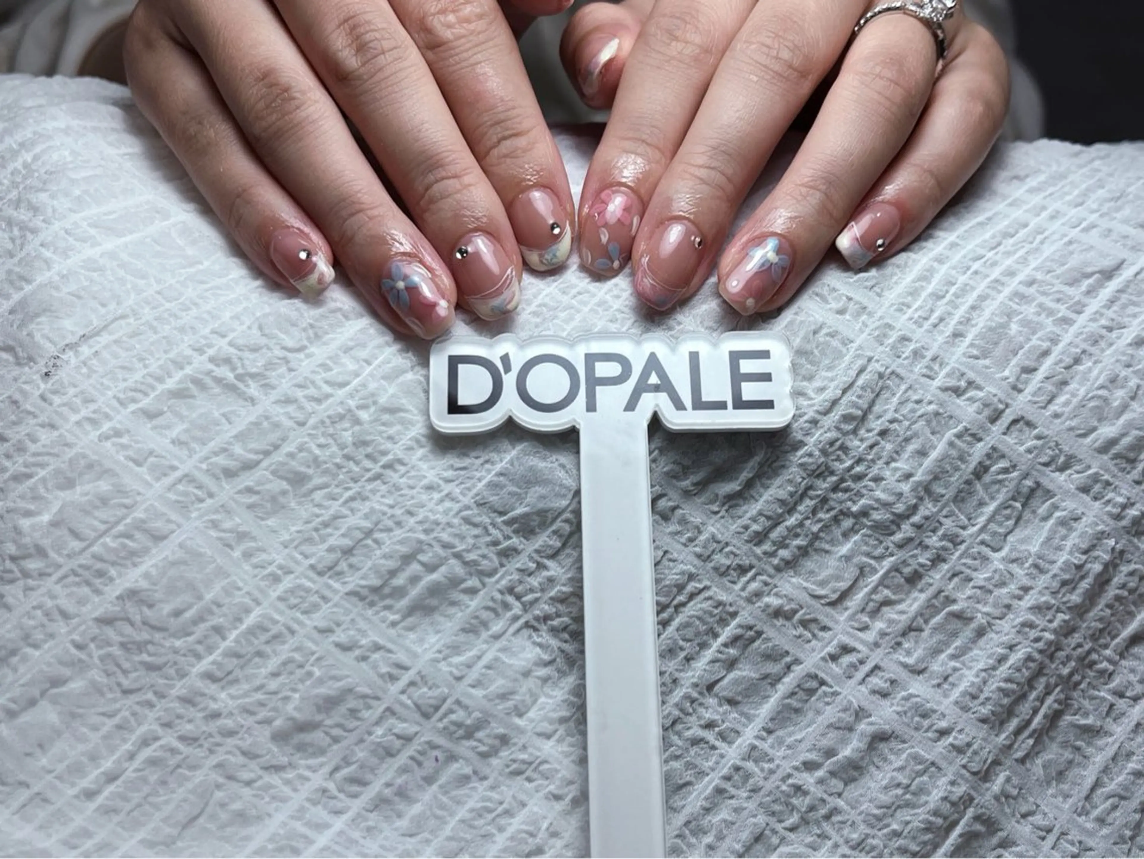 ネイル ハンドネイル ドパルネイル 上野店サロンのネイルデザイン