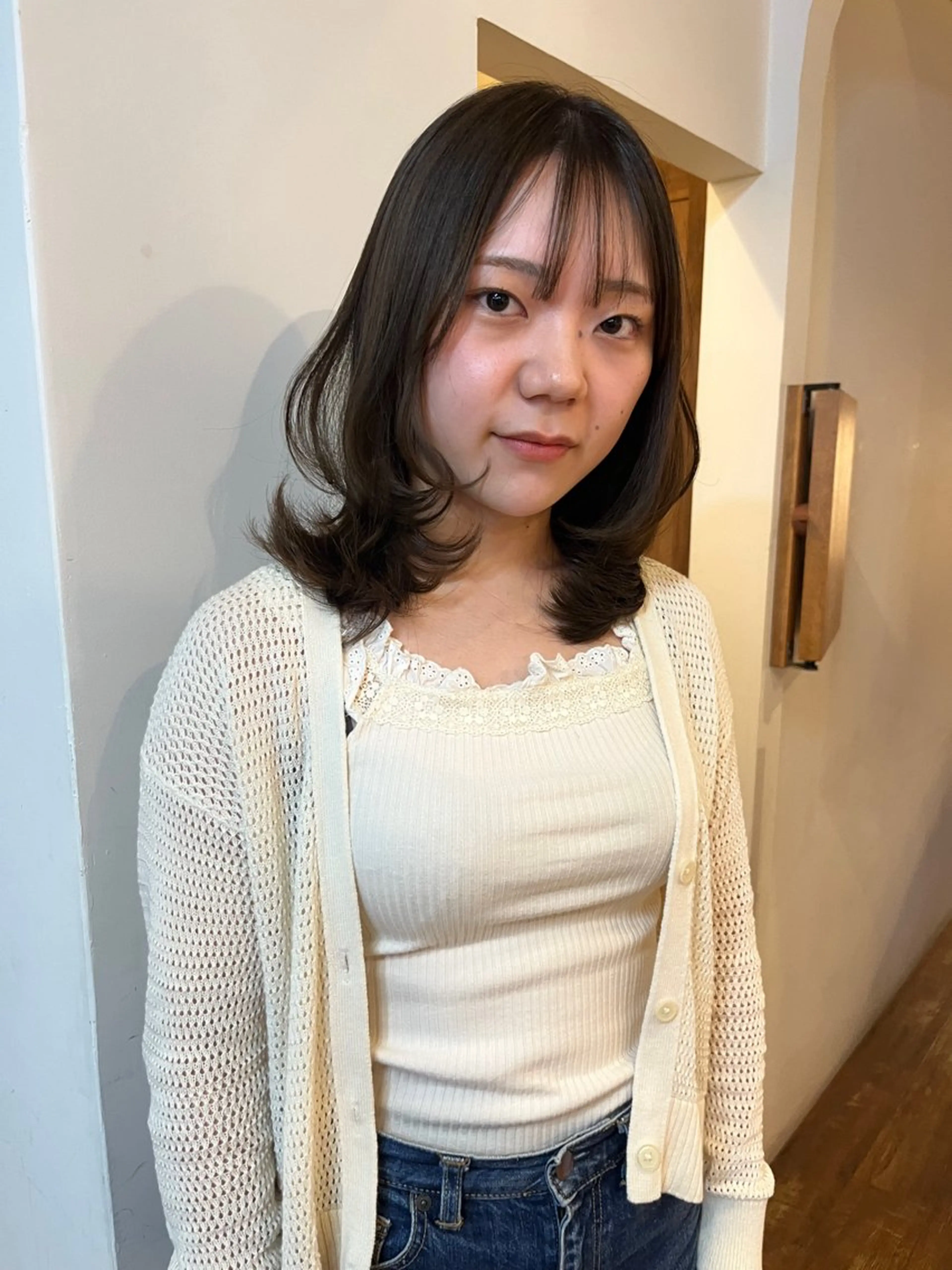 ミディアム カラー ブラウンカラー 透明感カラー レイヤーカット 似合わせカット hono/ボブ/ ハイトーン/ベージュのヘアスタイル