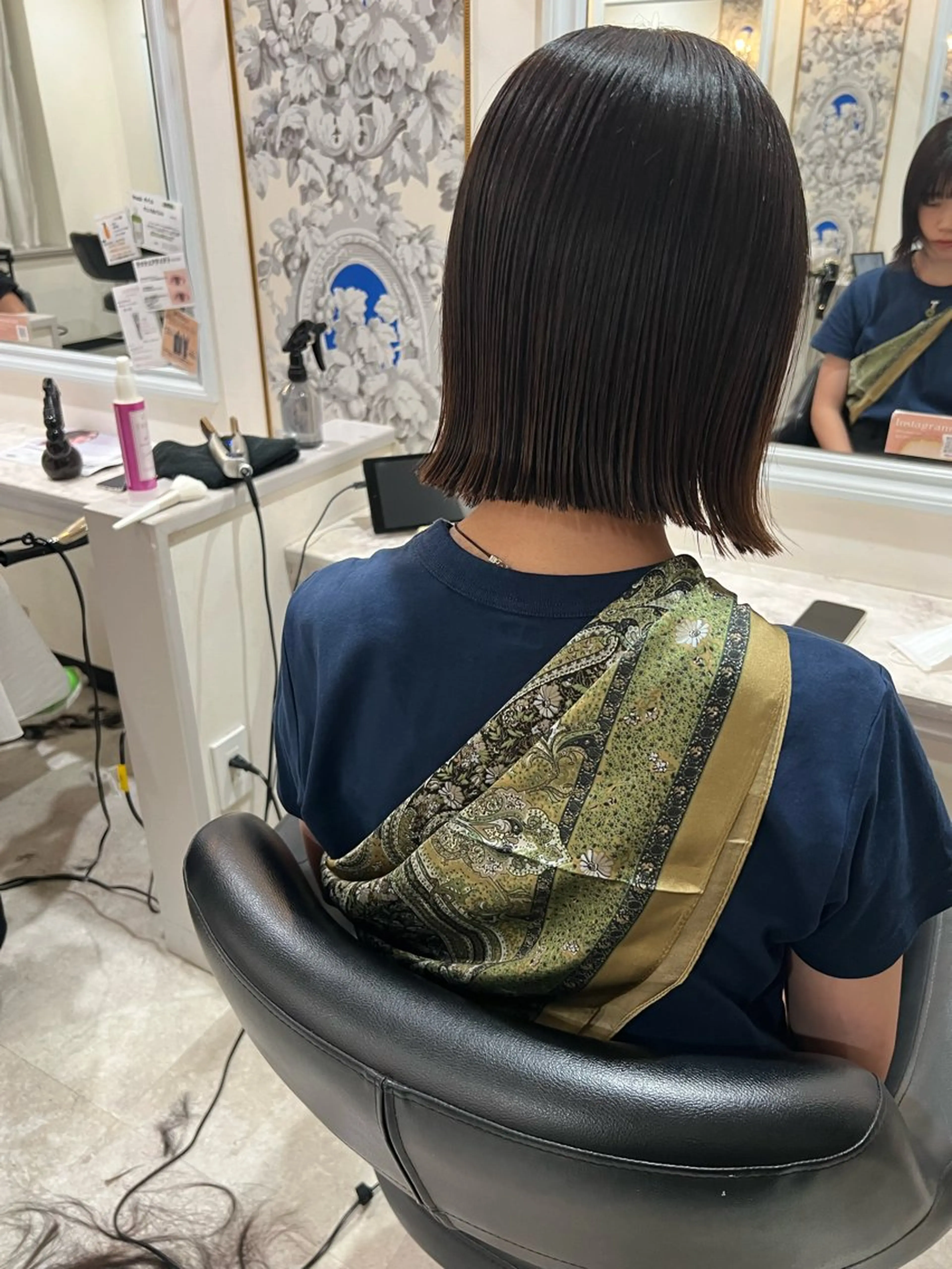 ミディアム 都築 奈未のヘアスタイル