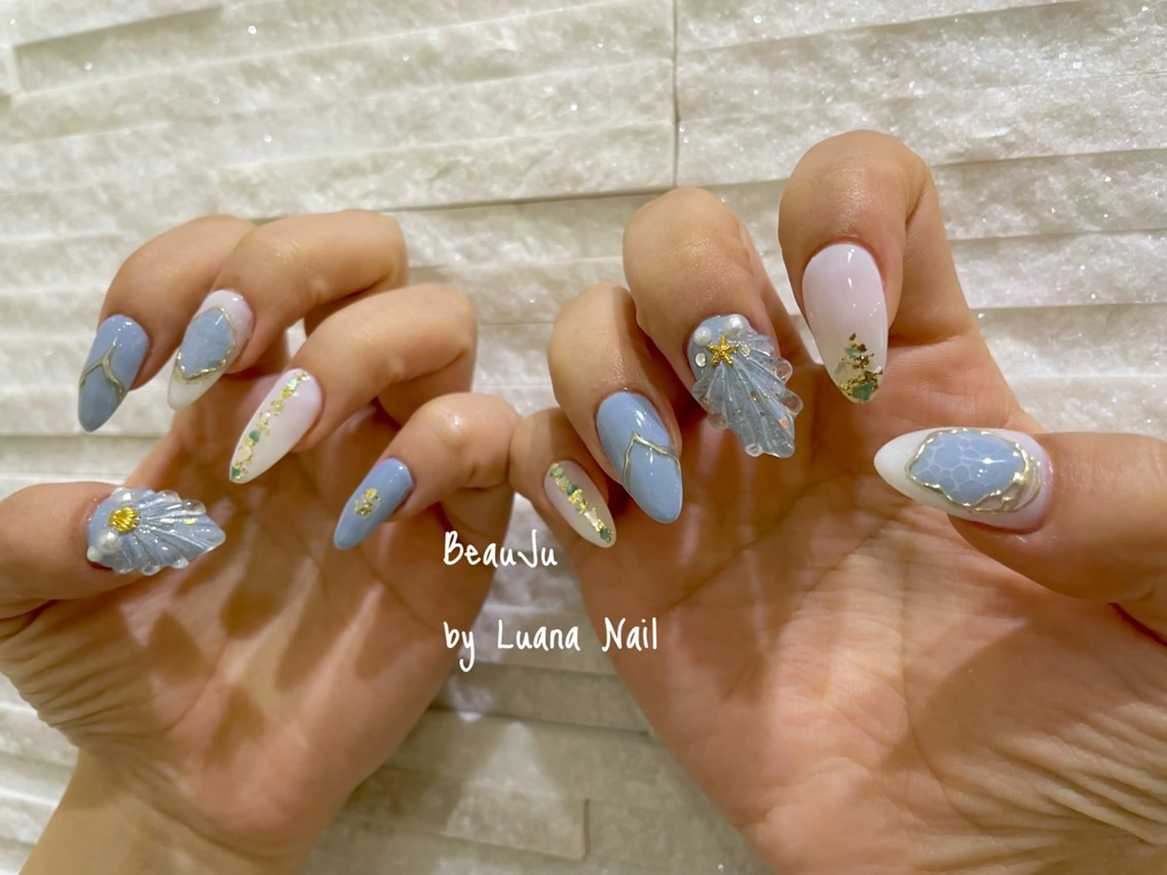 ネイル ミラーネイル ハンドネイル BeauJu by Luana Nailのネイルデザイン