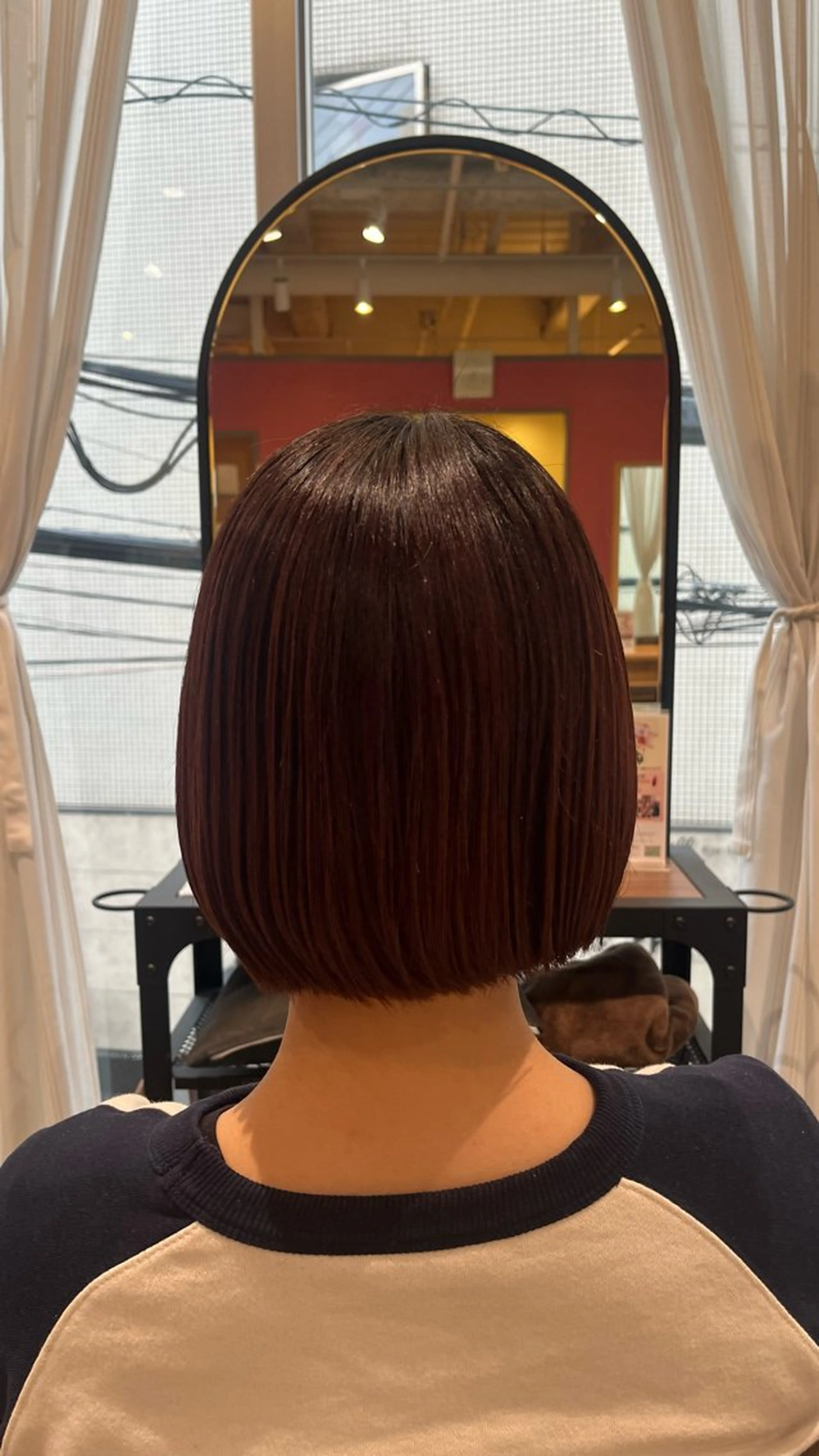 ミディアム labless MOEのヘアスタイル