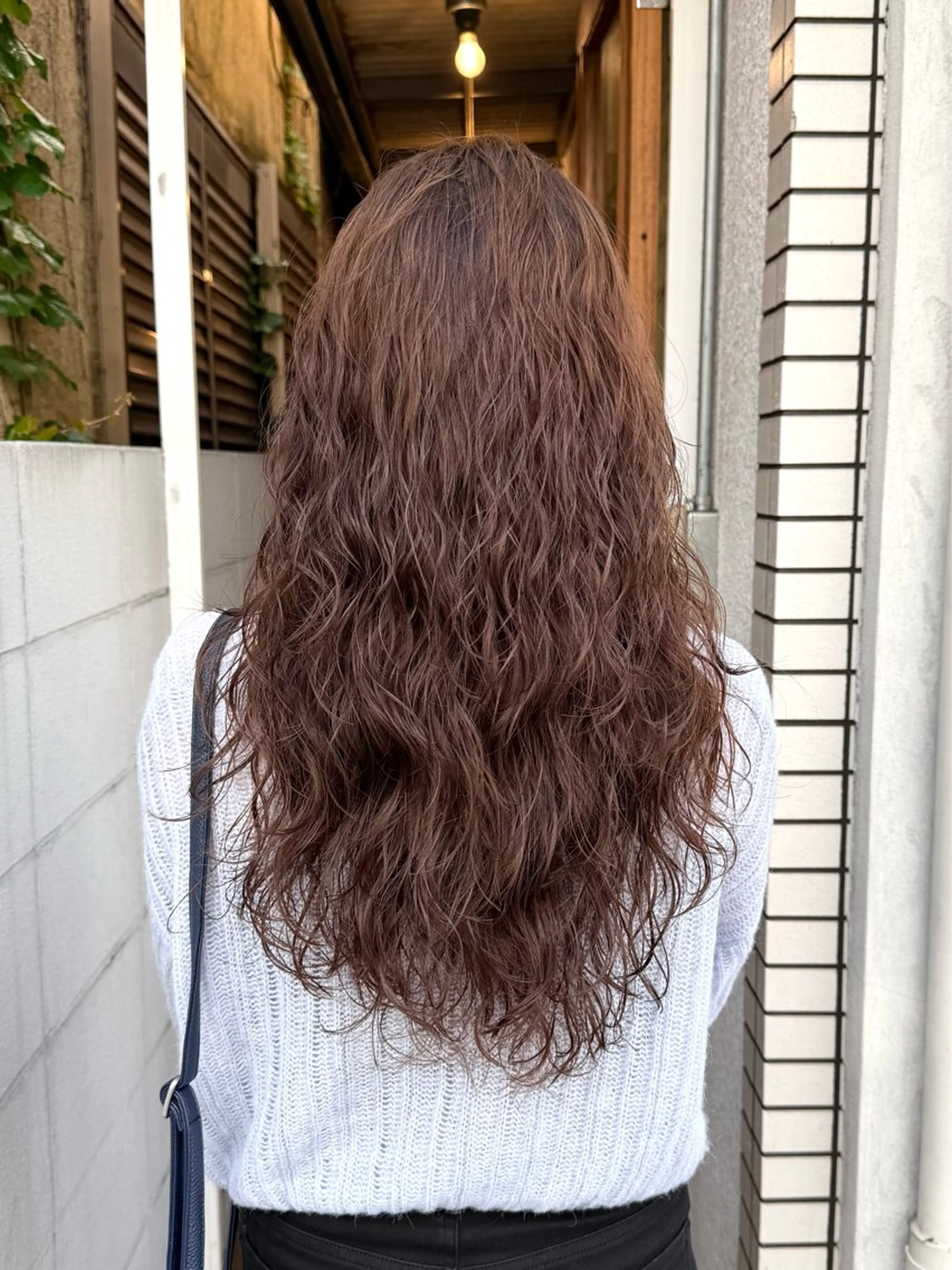 ロング パーマ 縮毛矯正 カット パーマ トリートメント 吉田 光佑のヘアスタイル