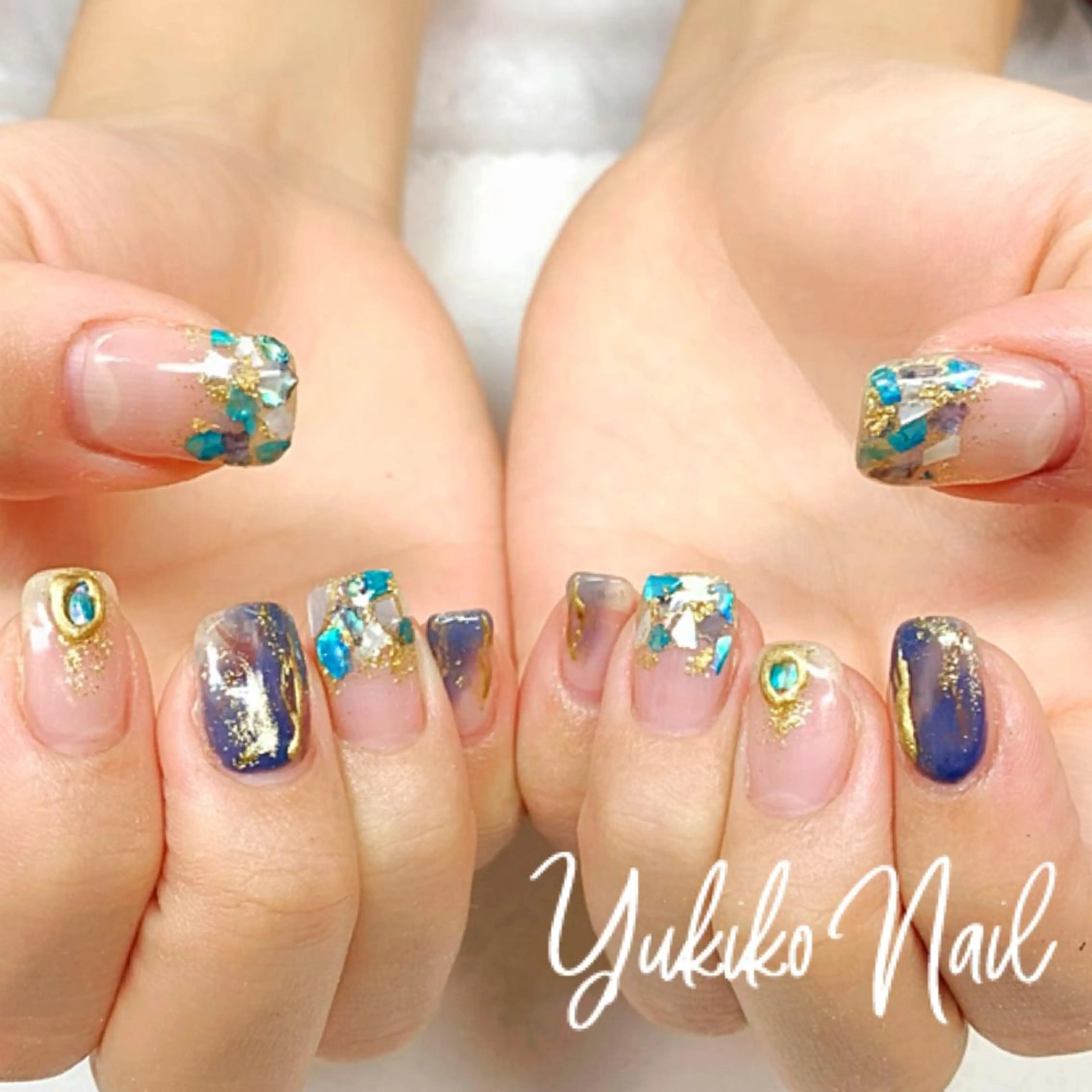ネイル キラキラネイル 持ち込み ニュアンスネイル ユキコ ネイルのネイルデザイン