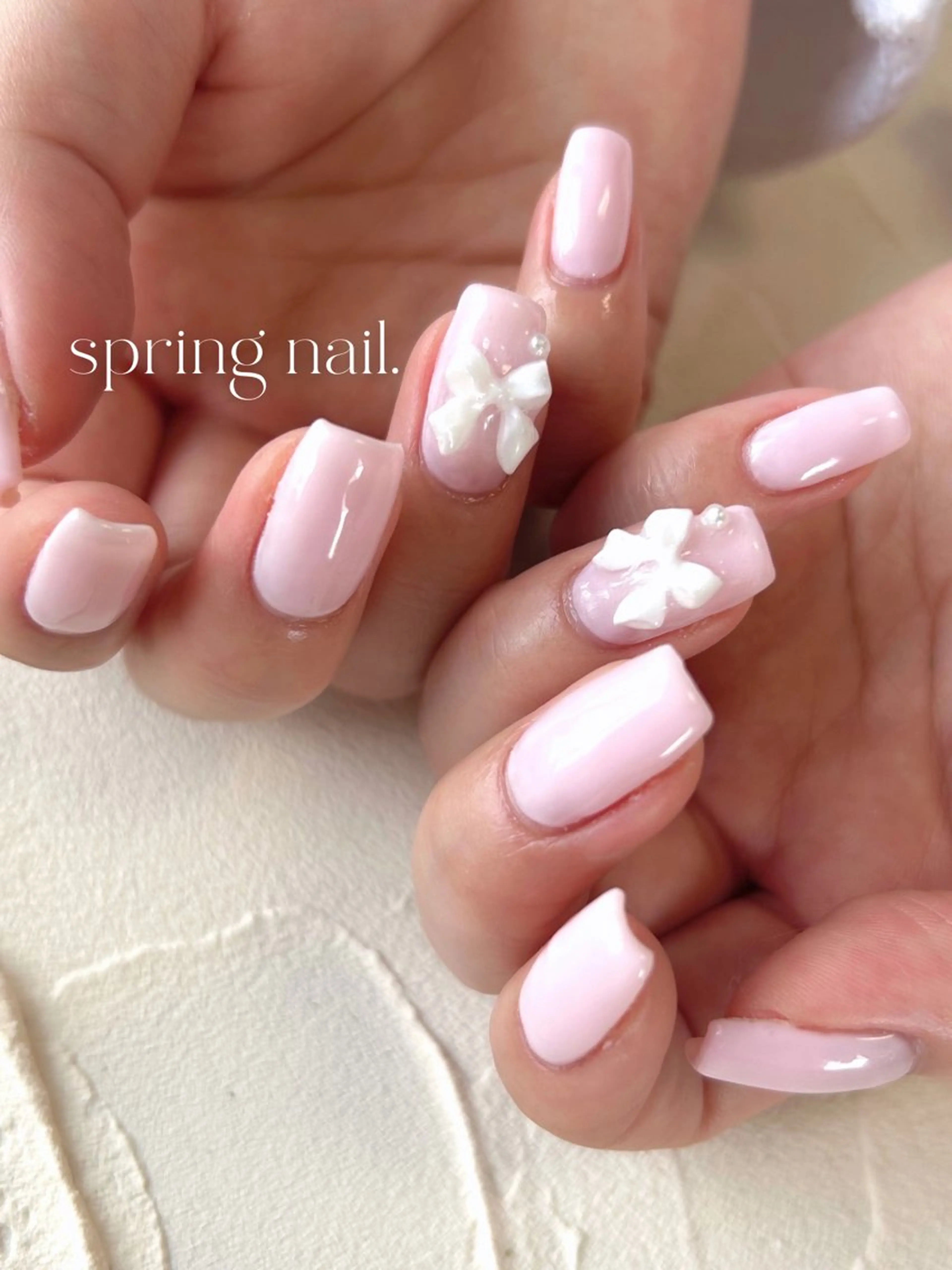 ミディアム pllia beautyのネイルデザイン