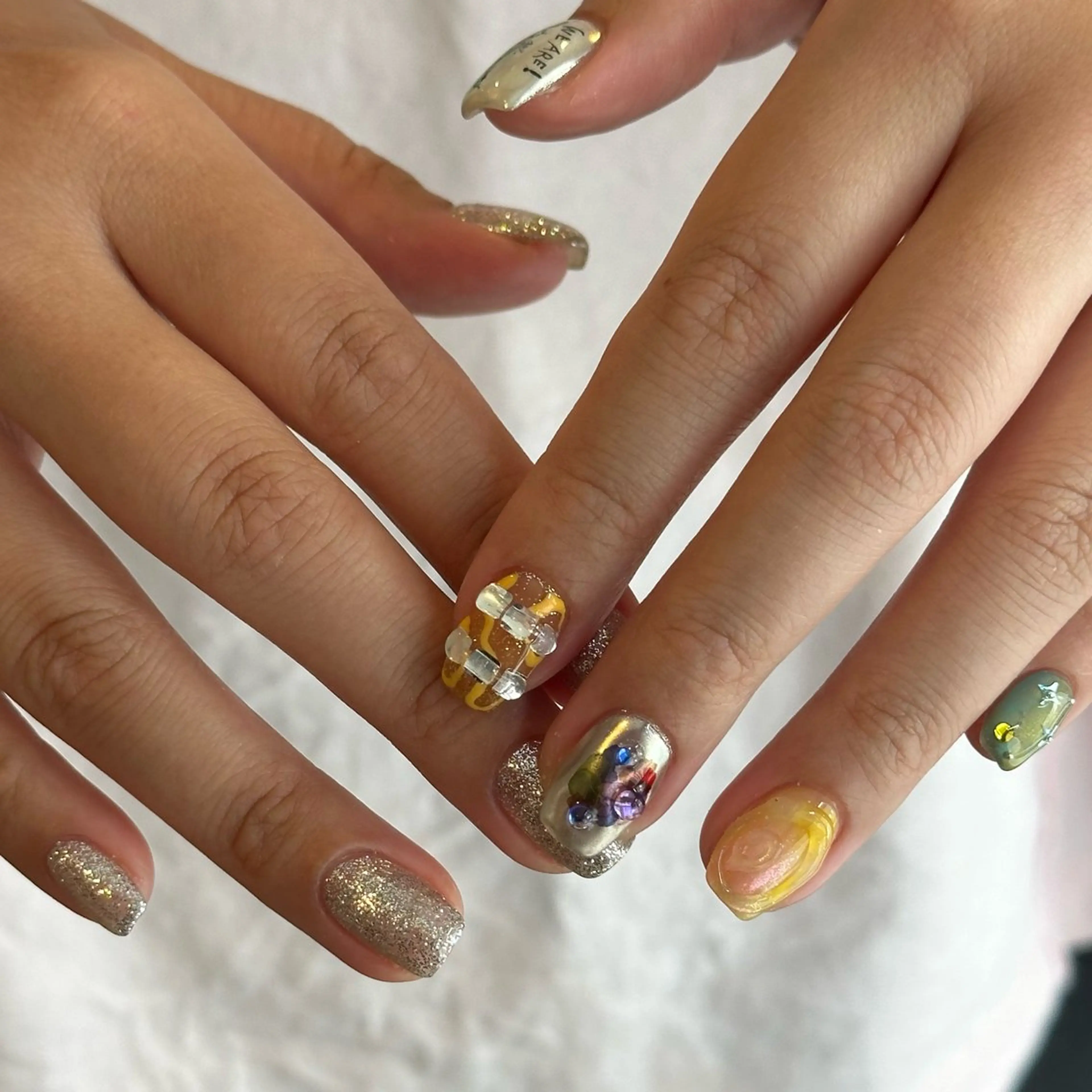 ネイル ニュアンスネイル ハンドネイル Natsuko 🪼のネイルデザイン