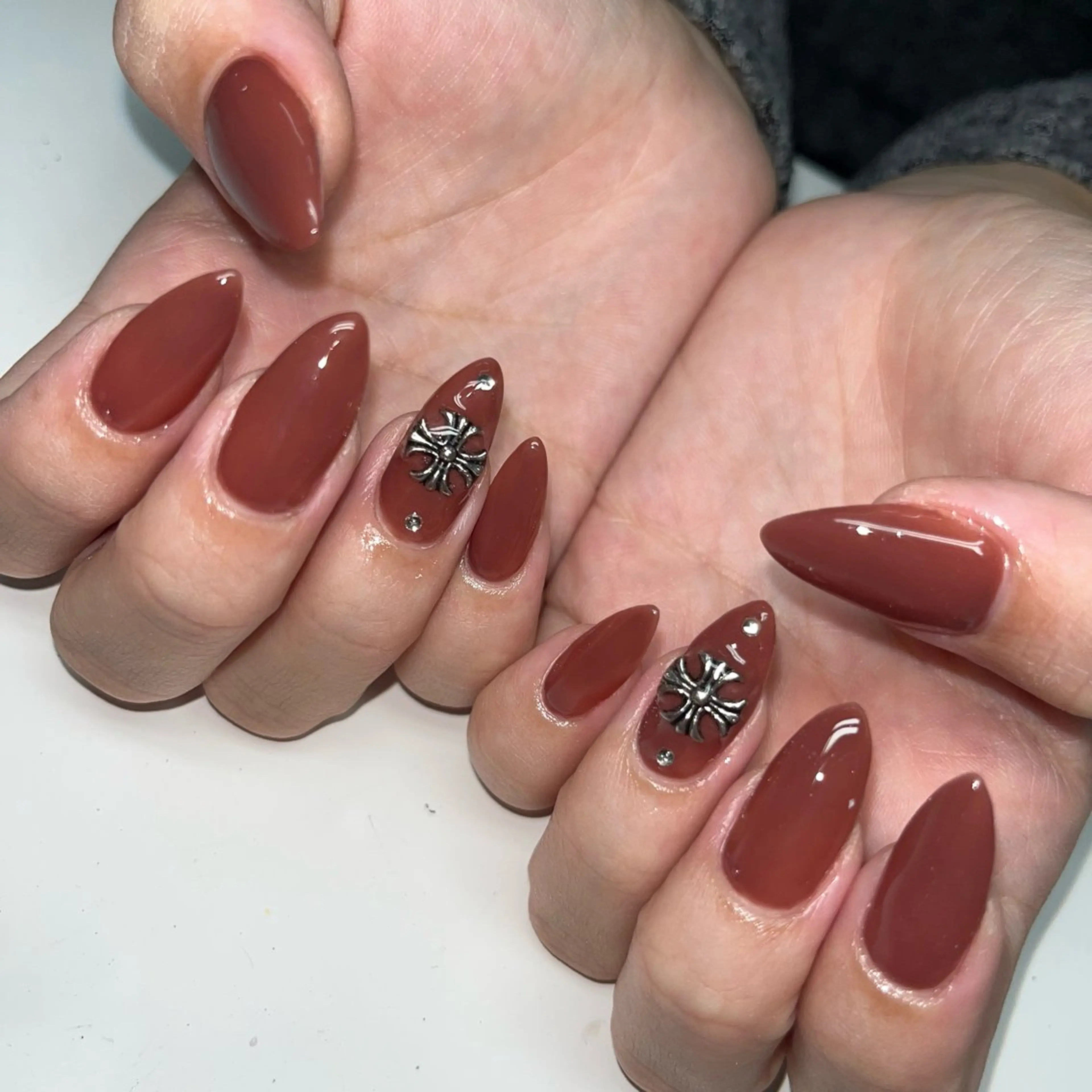 【オフ無し】チップ長さだし10本➕💛60分やり放題💛持ち込み画像ok/韓国ネイル/ワンホンネイルの写真