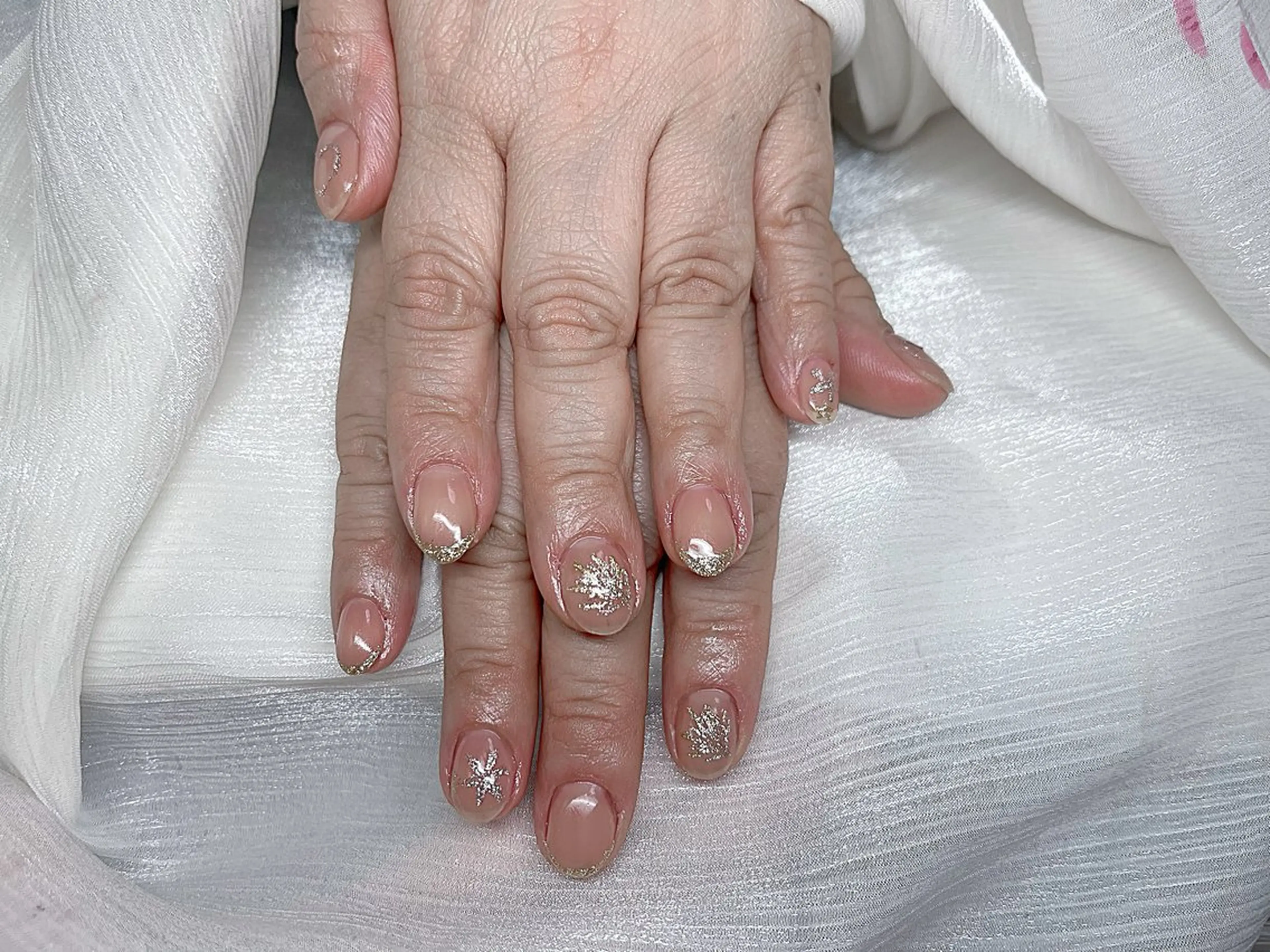 ネイル アートネイル オーロラネイル ガーリー キラキラネイル 韓国ネイル ハンドネイル 日向 あゆみのネイルデザイン