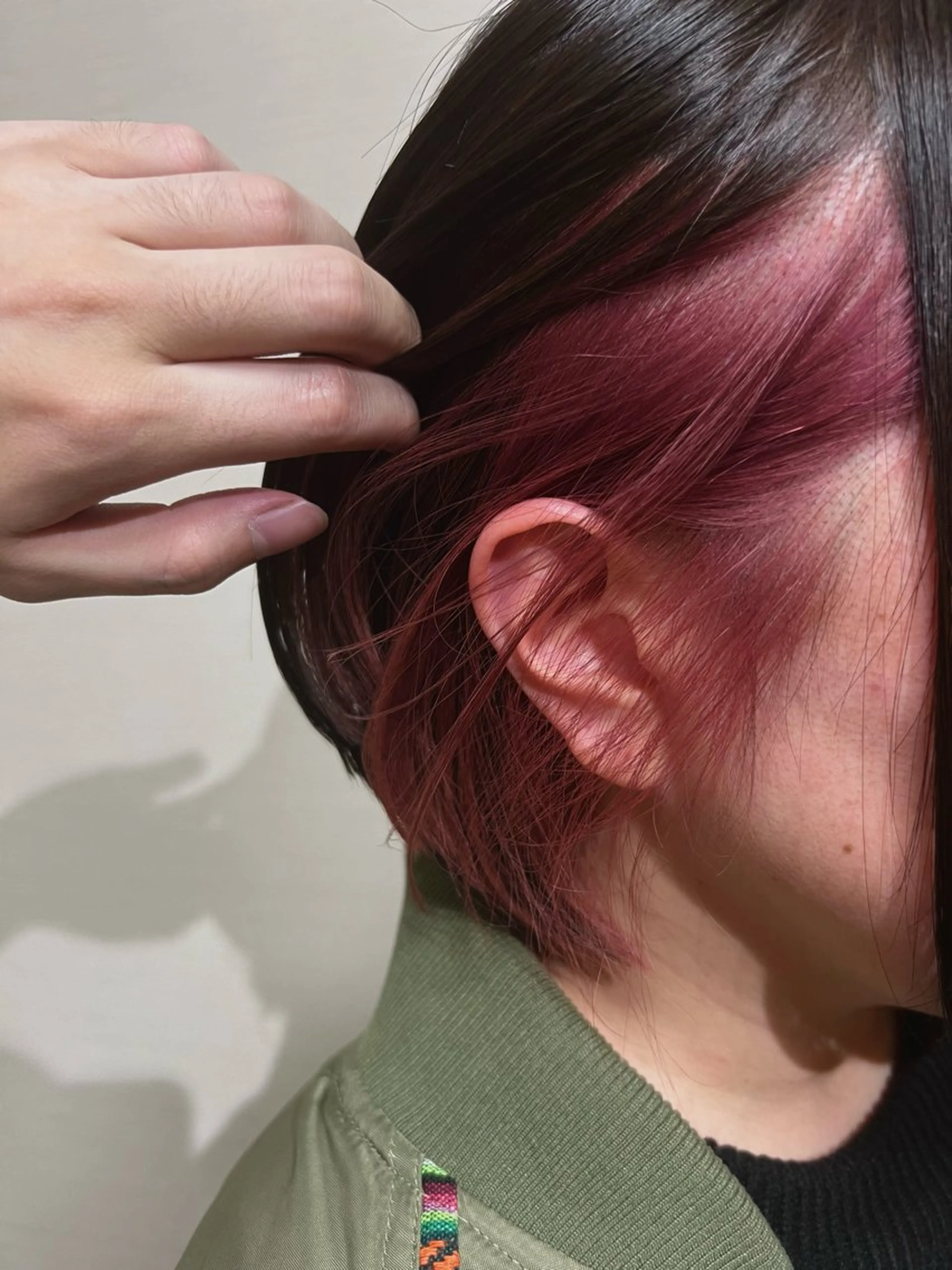 ショート 切っぱなし💇‍♀️ イヤリング🎨龍之介のヘアスタイル