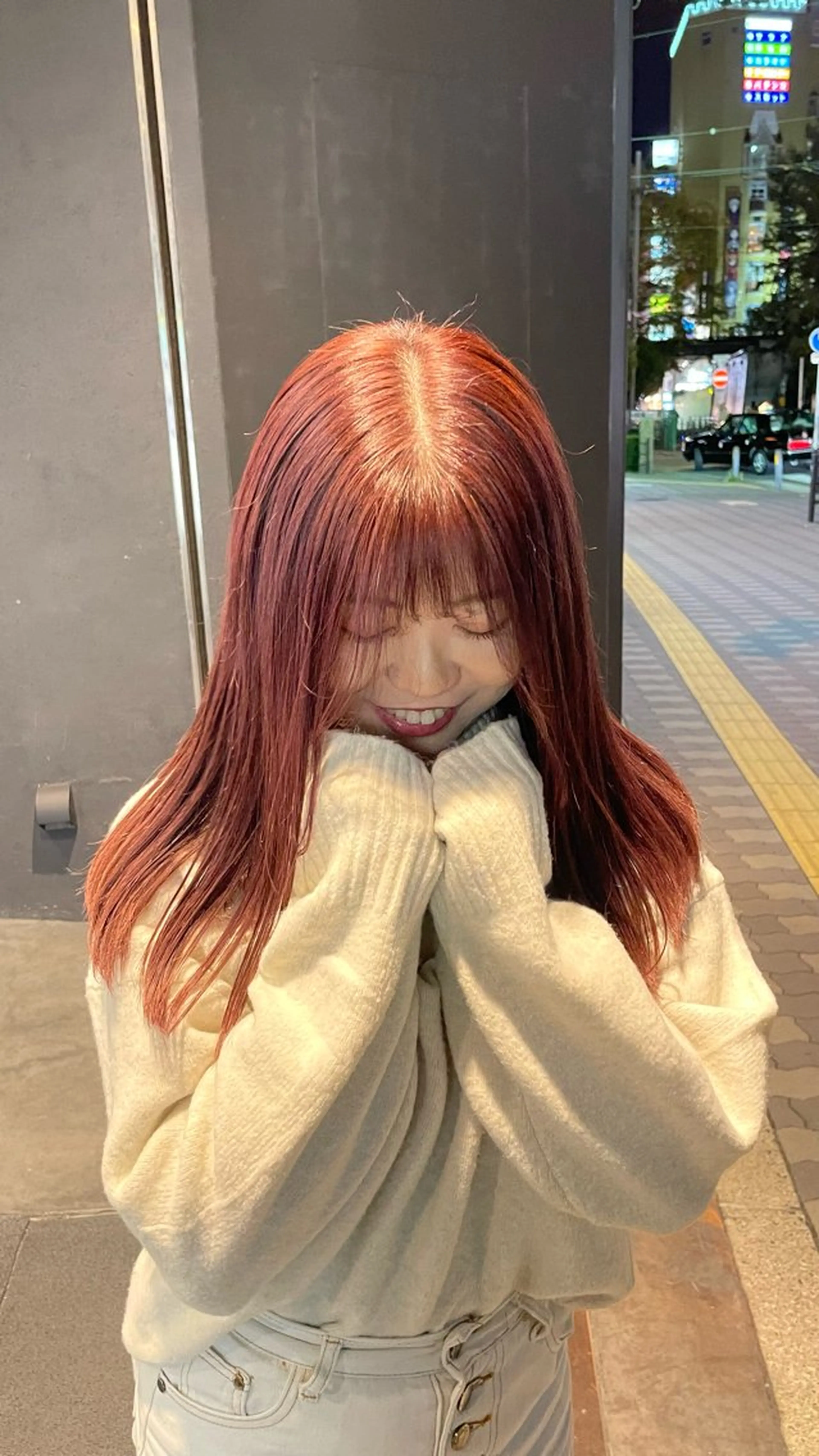 セミロング Neale. ナナカのヘアスタイル