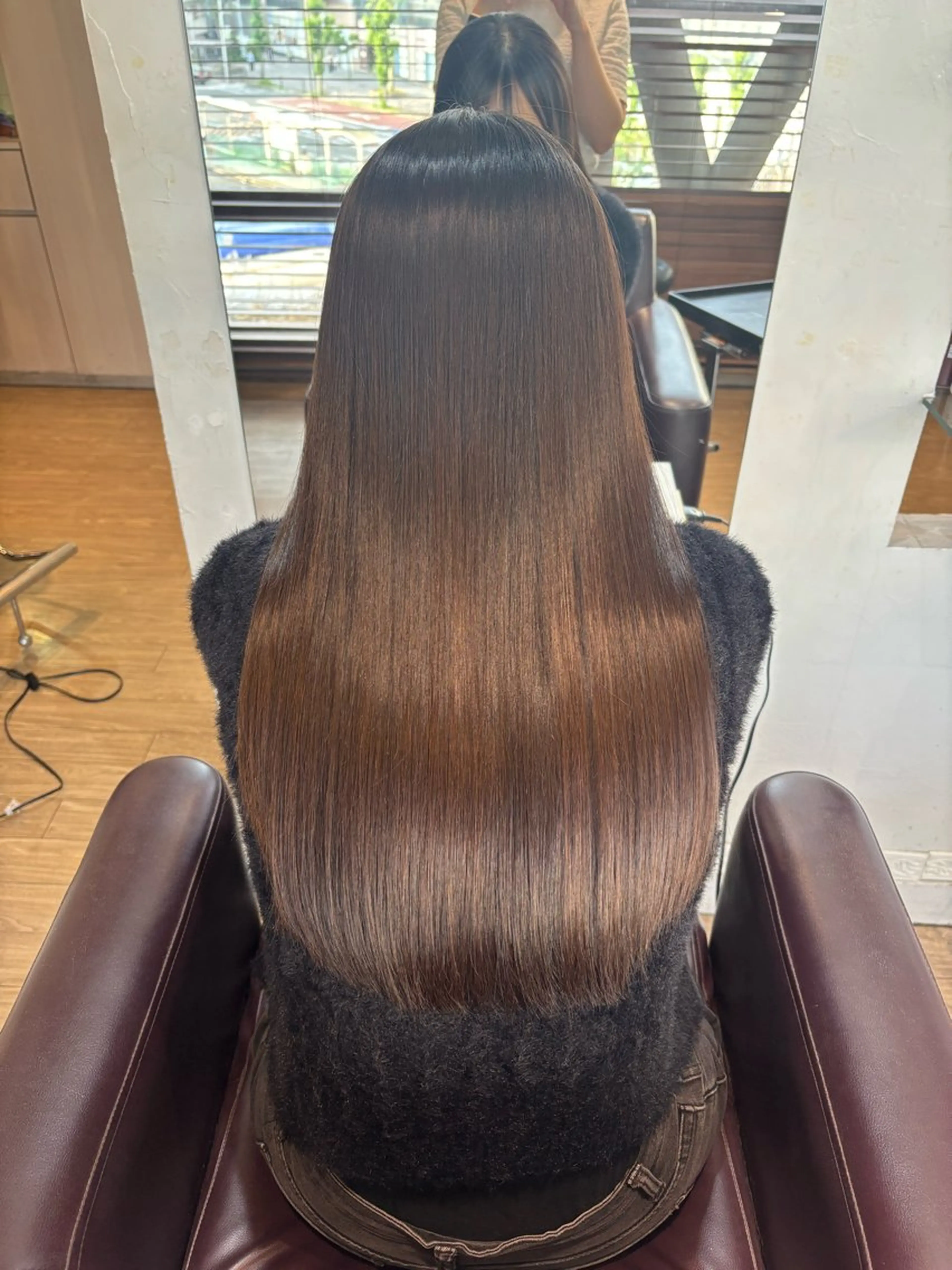 ロング はるか/阪急茨木/髪 質改善/透明感カラーのヘアスタイル