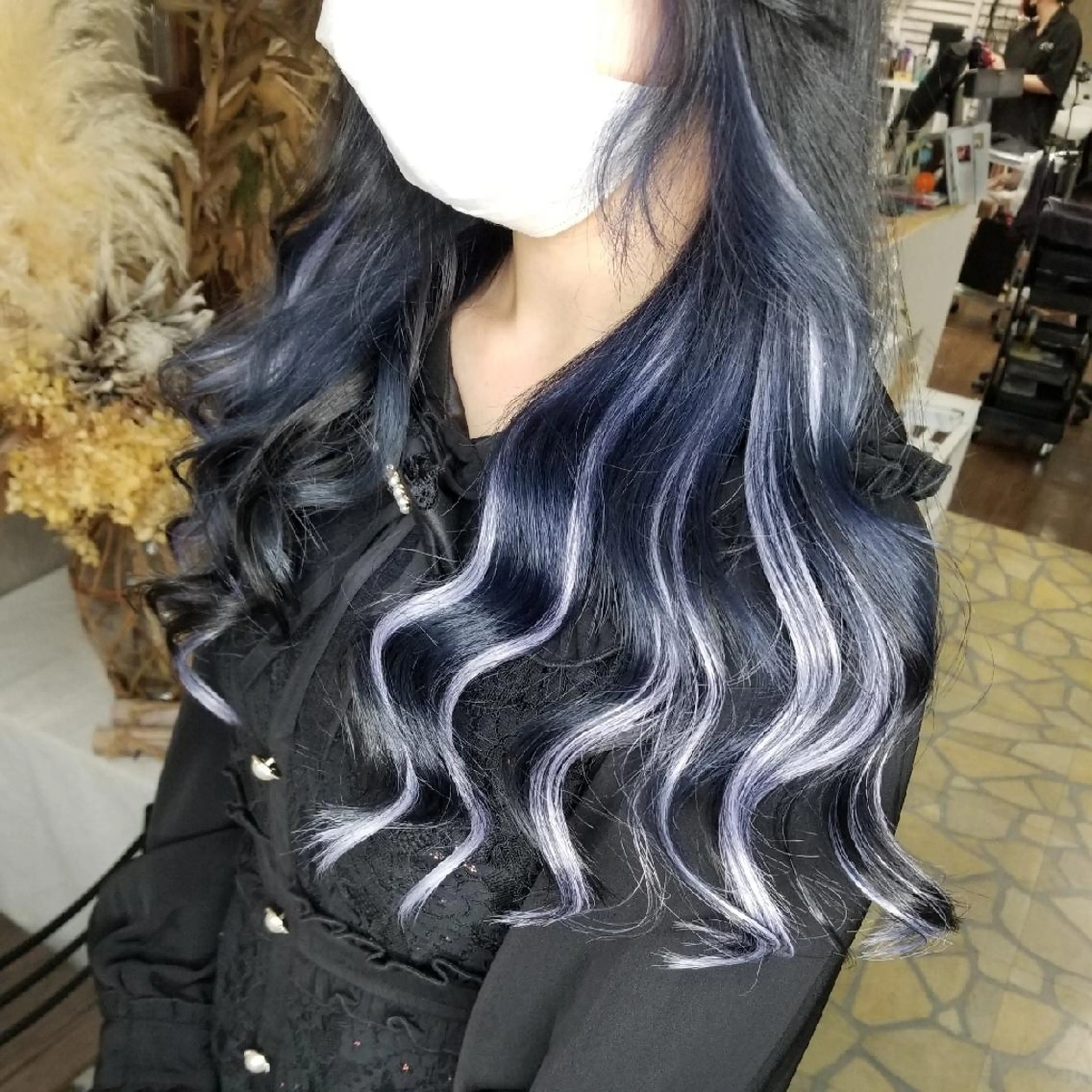 全体ワンカラー+最高級シールエクステ20本 💇‍♀️ 【所要時間2.5時間】長さヘソ上の写真