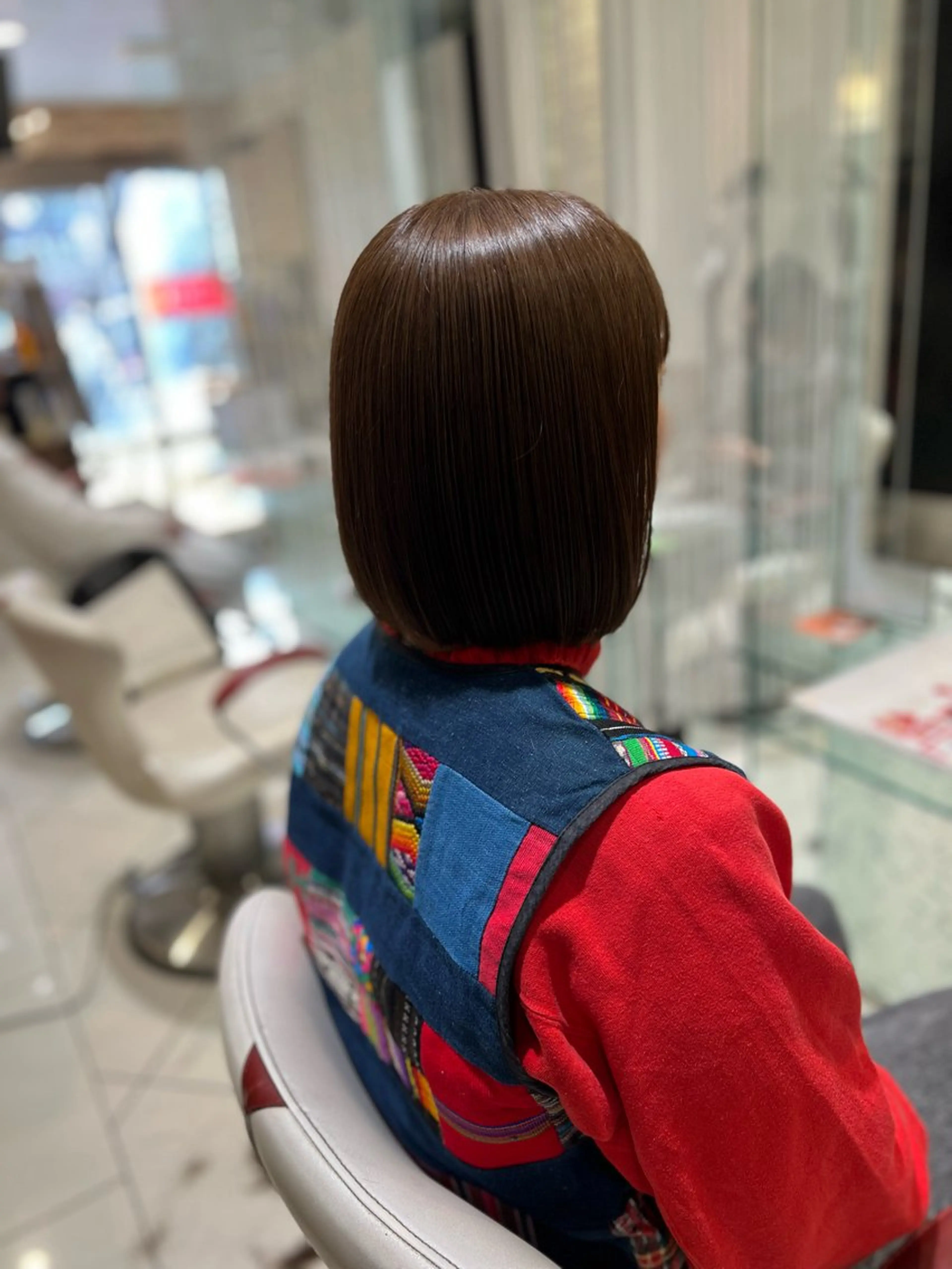 ショート カラー バレイヤージュ ブリーチ ケアブリーチ 透明感カラー デザインカラー カット トリートメント ボブ/ハイトーン髪質 改善/越谷✨クラモチのヘアスタイル