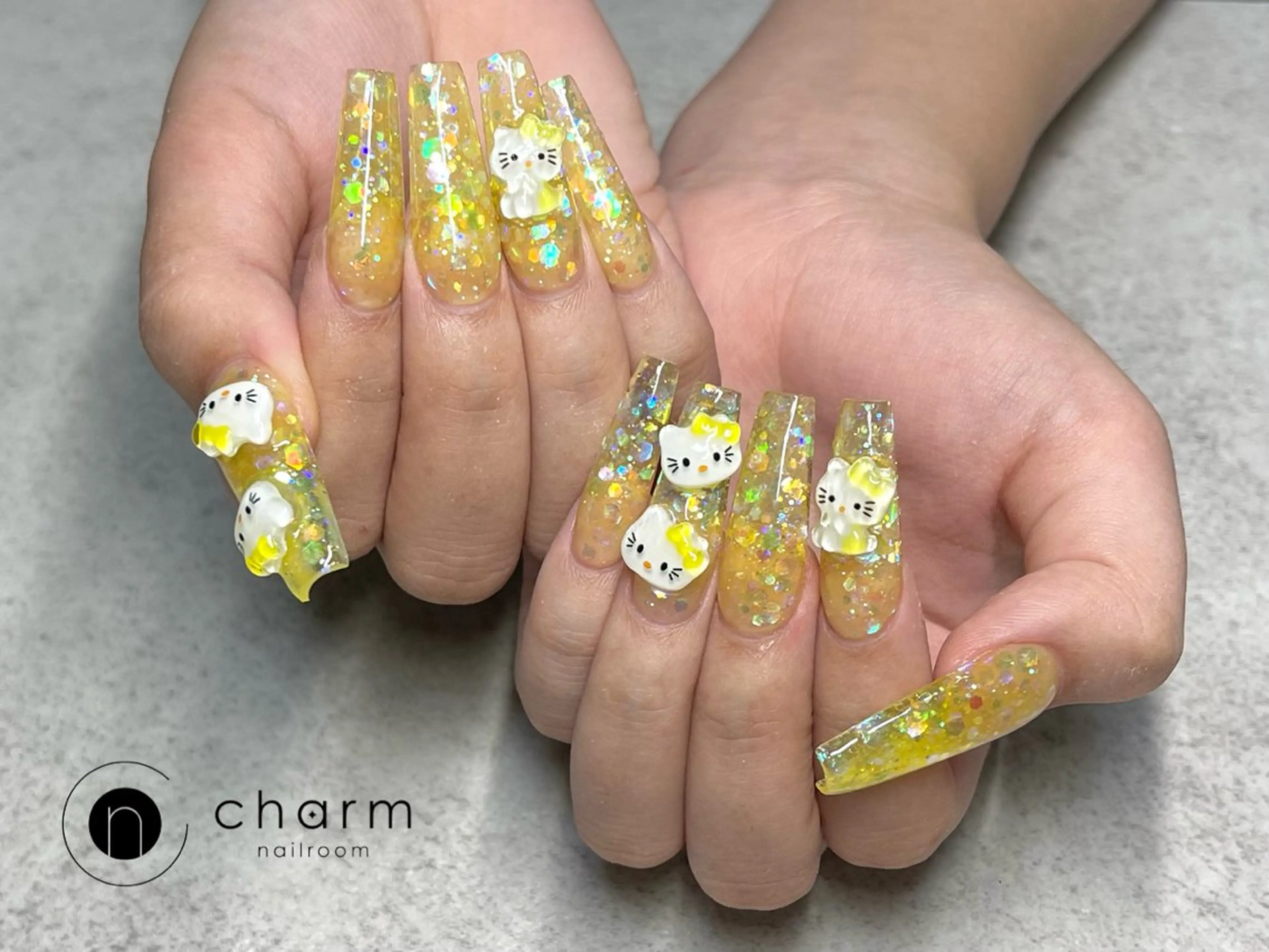 ネイル 持ち込み ハンドネイル nailroom  charm所属・ネイルルーム チャームのネイルデザイン