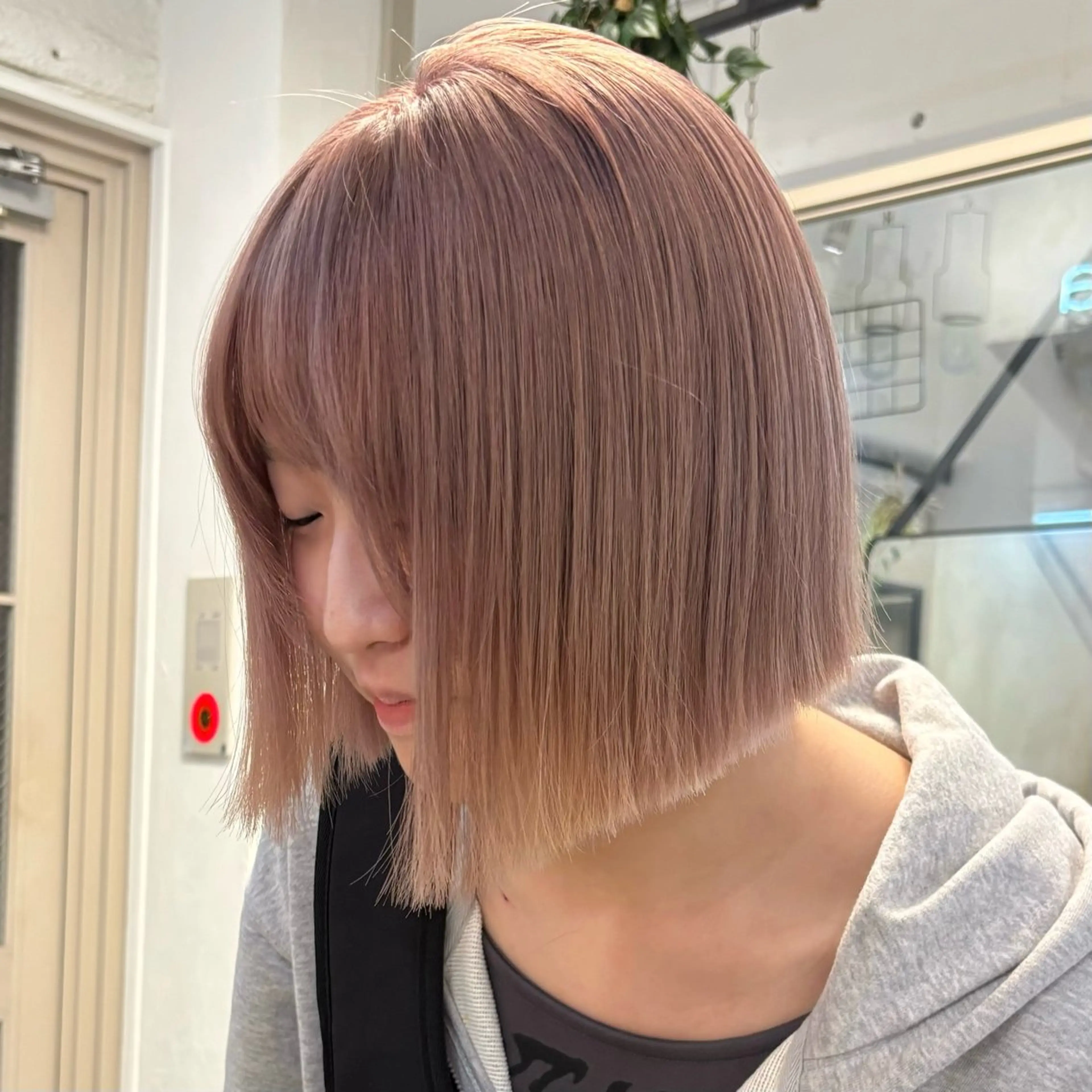 ミディアム ヘアカラー トリートメント 盛れる透明感カラー・ momokaのヘアスタイル