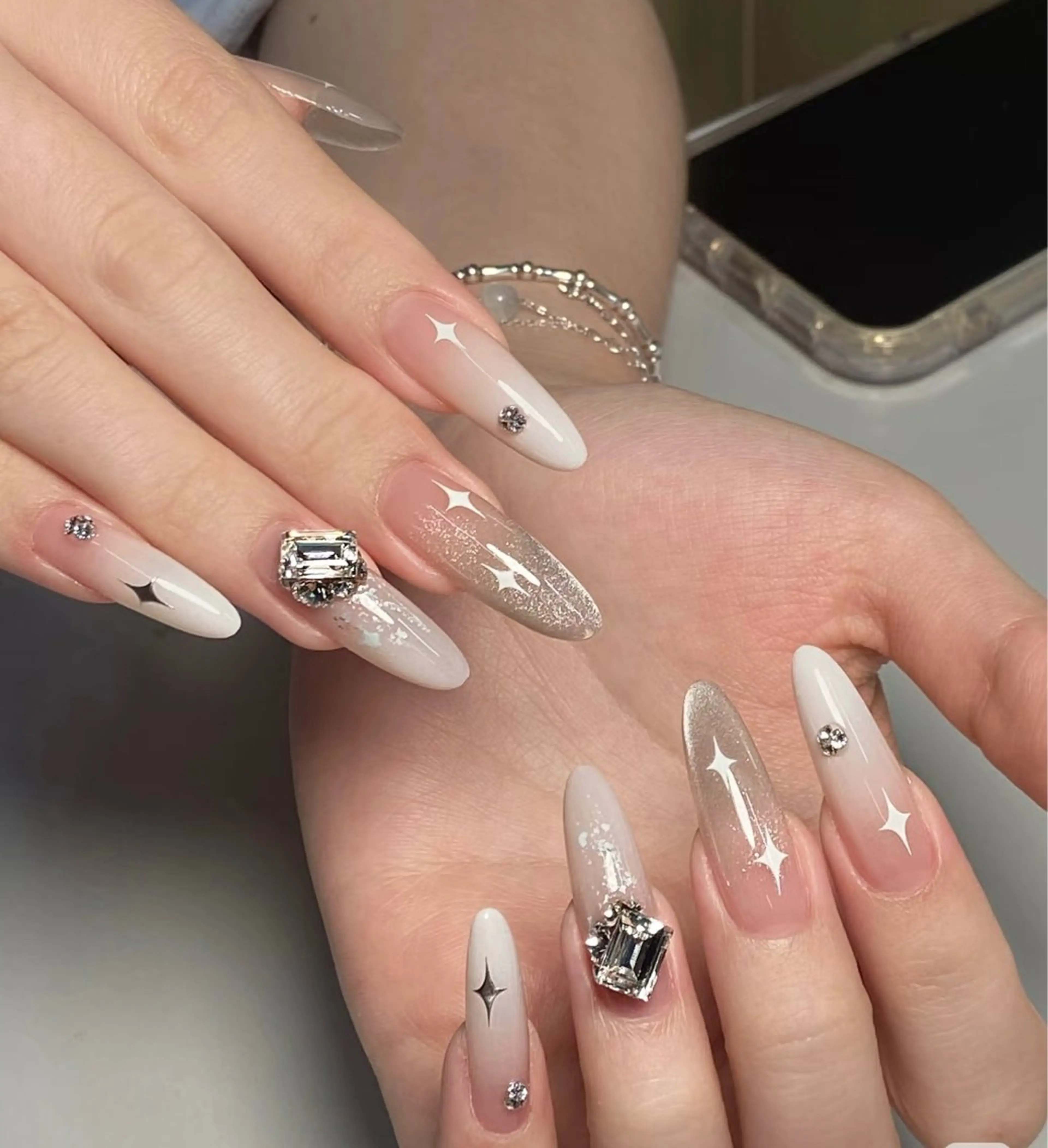 ネイル 里奈 Nailのネイルデザイン